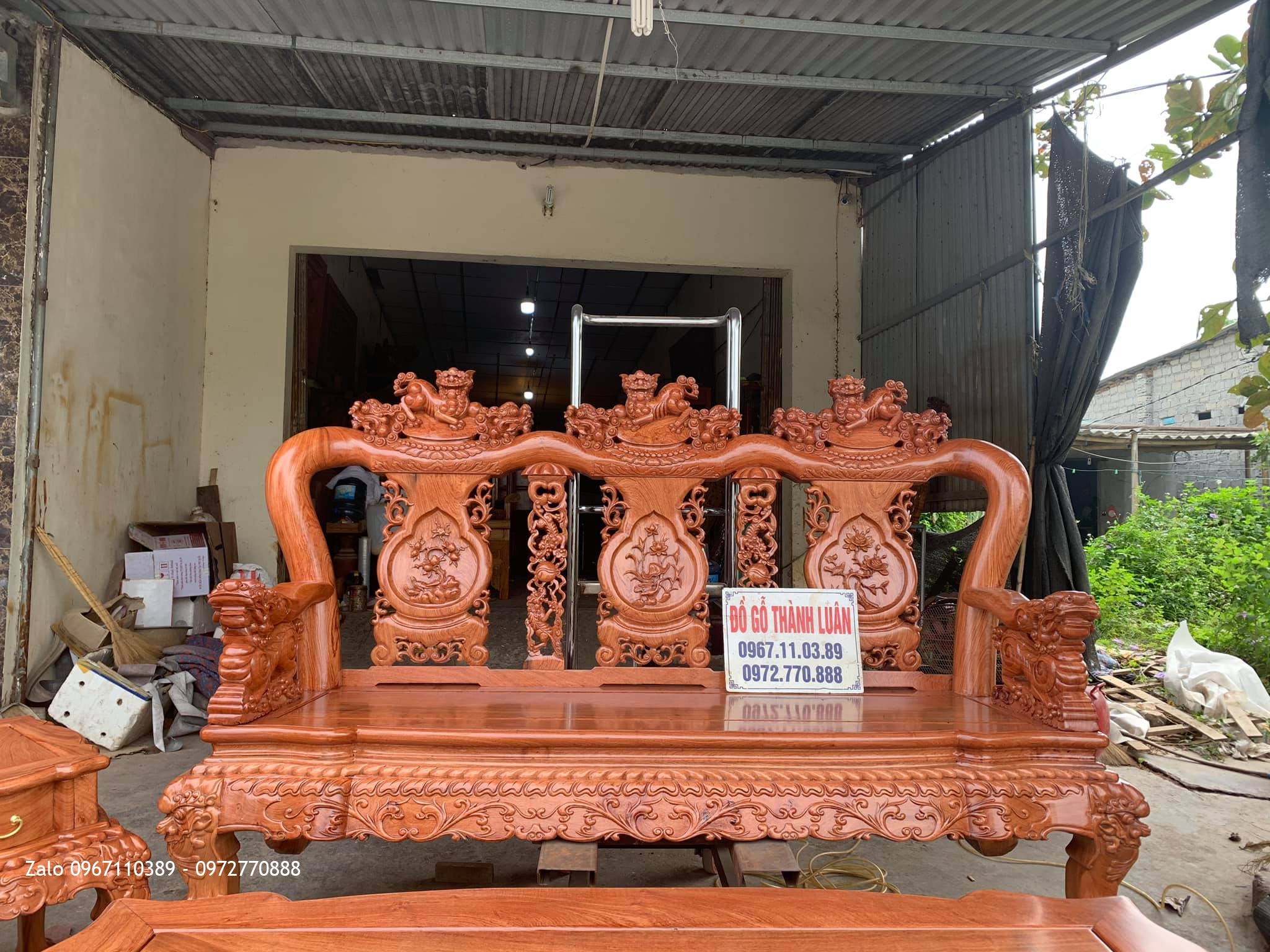 Bộ Bàn Ghế Minh Quốc Nghê Gỗ Hương Đá Yếm Cong Cột 12 Gồm 6 Món Siêu Víp
