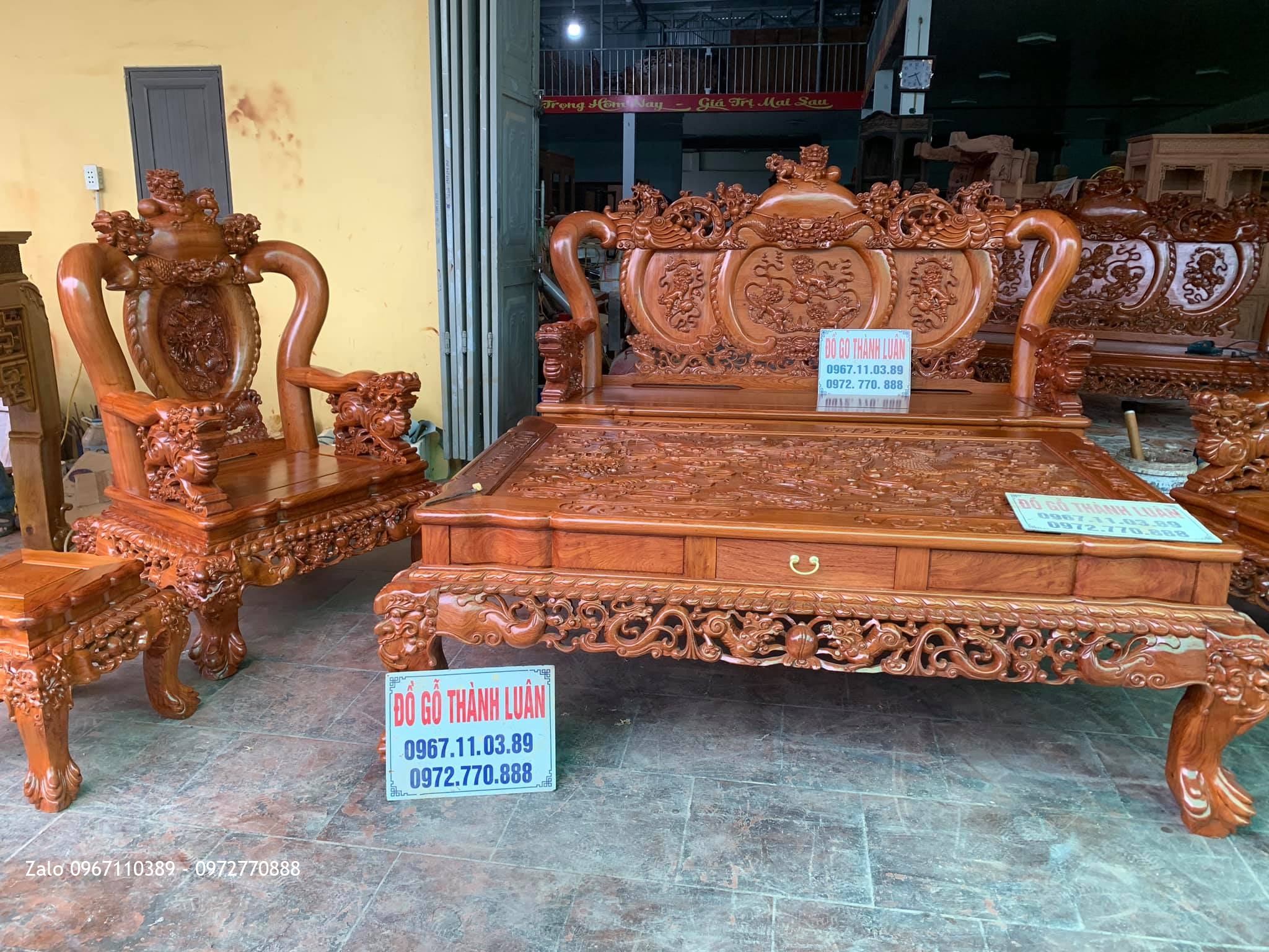 Bộ Bàn Ghế Nghê Bảo Đỉnh Gỗ Hương Đá Siêu Khủng.Chú Tự TP Bắc Ninh