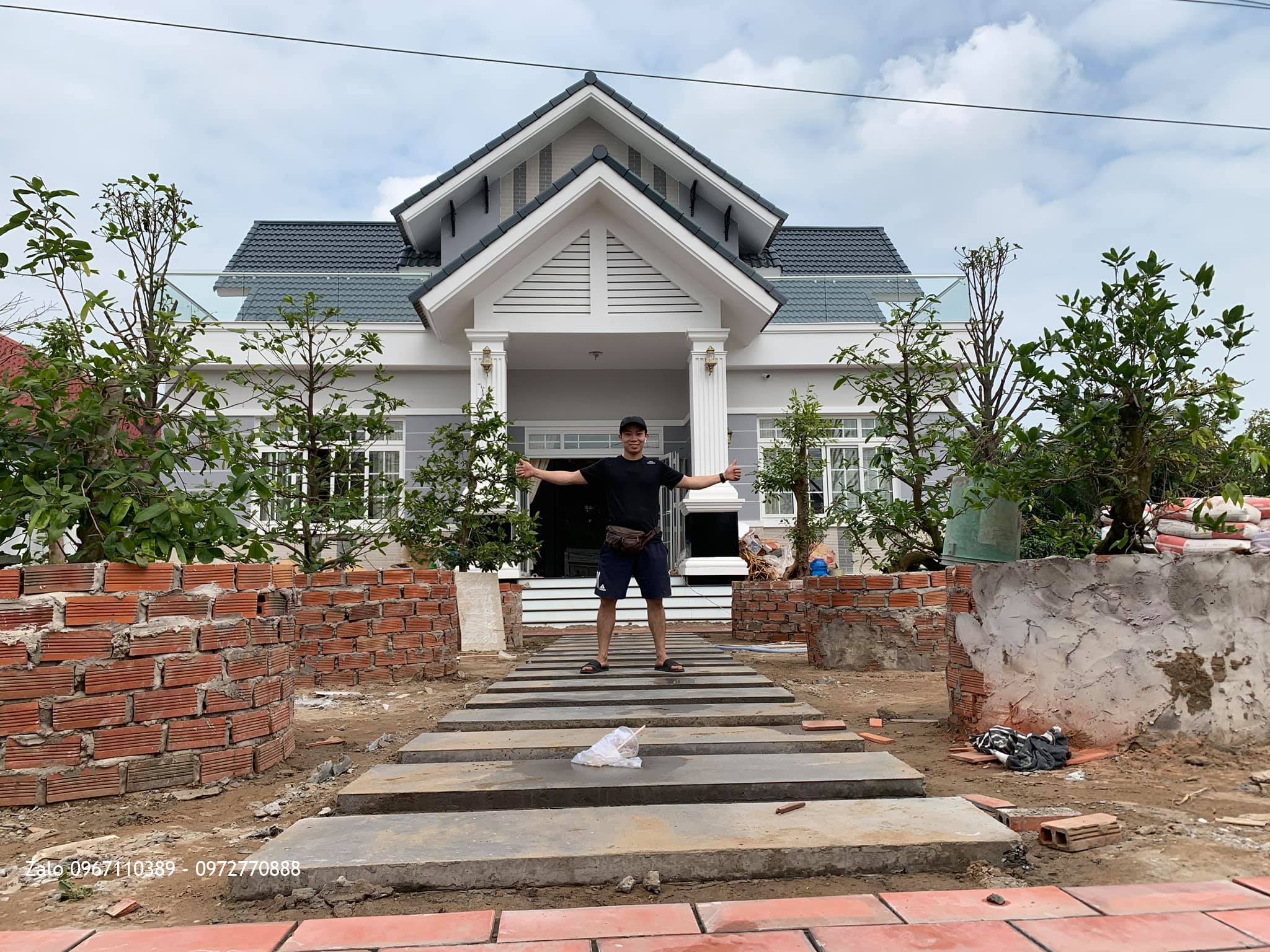 Bàn Ghế Ăn Gỗ Mun. Cho GD Chú Phong Tại T.x Bình Minh, Vinh Long.,