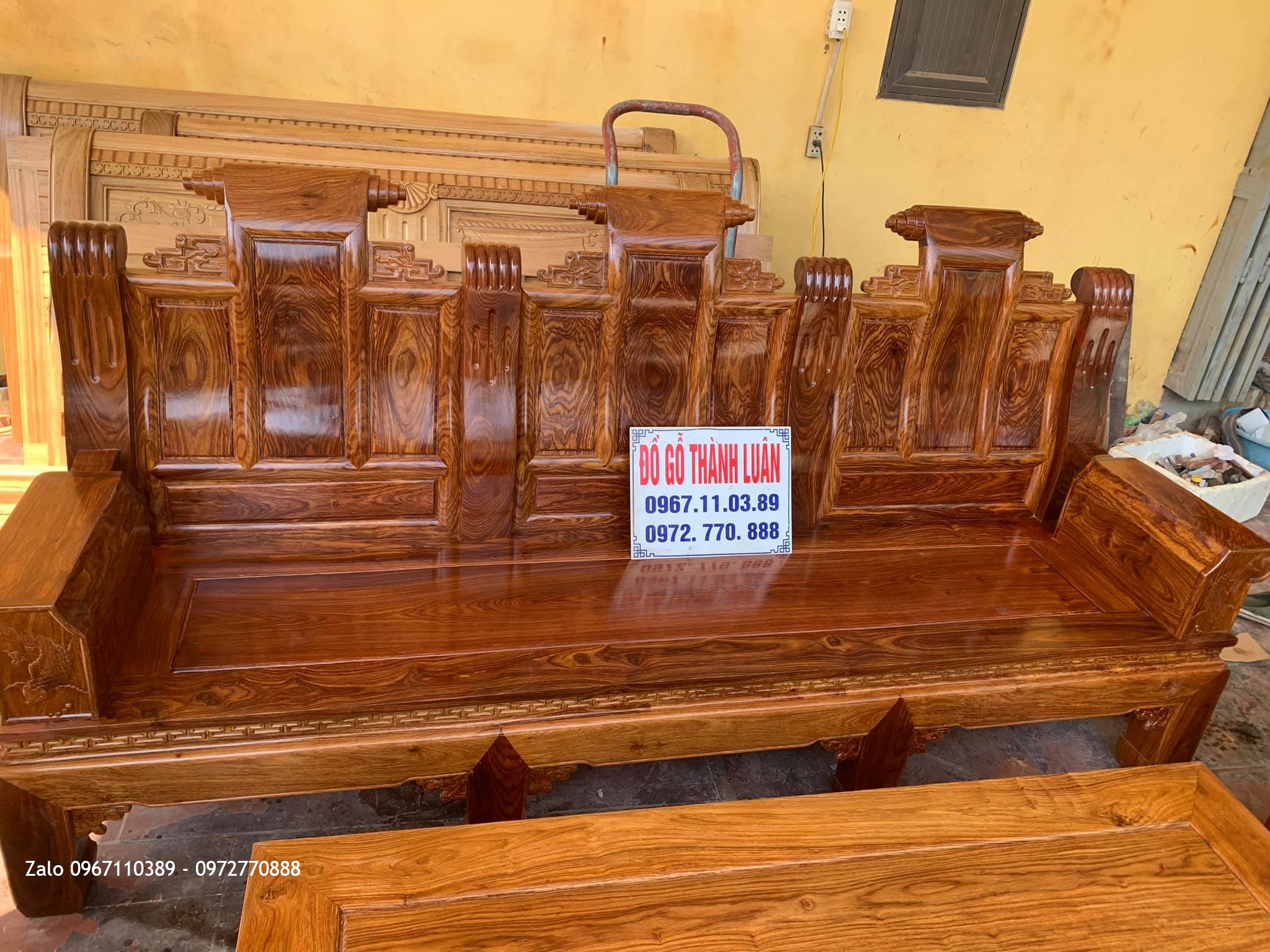 Bộ Bàn Ghế Âu Á Hộp Gỗ Hương Vân Đã Bán Và Bàn Giao Cho Gia Đình Chị Nga tại Thanh Trì Hà Nội