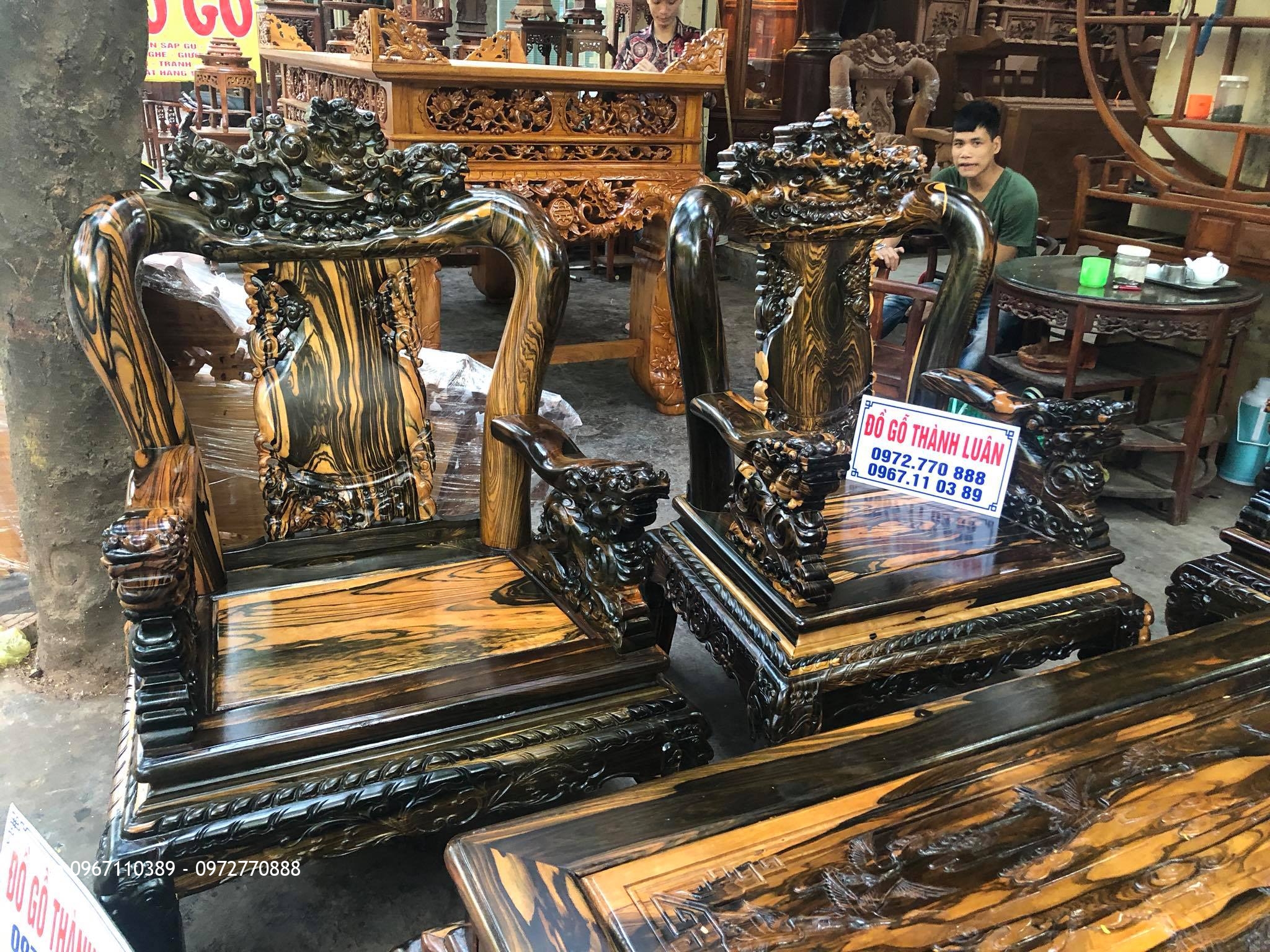 Minh Quốc Nghê Gỗ Mun Lào Cột 10. 8 Món. Cho A Thuần An Dương Hải Phòng.