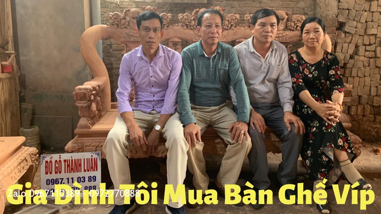 GĐ Chú Tuyến Tp Hạ Long Quảng Ninh Ký Nhận Bộ Ghế Minh Nghê Gỗ Hương Siêu Vip