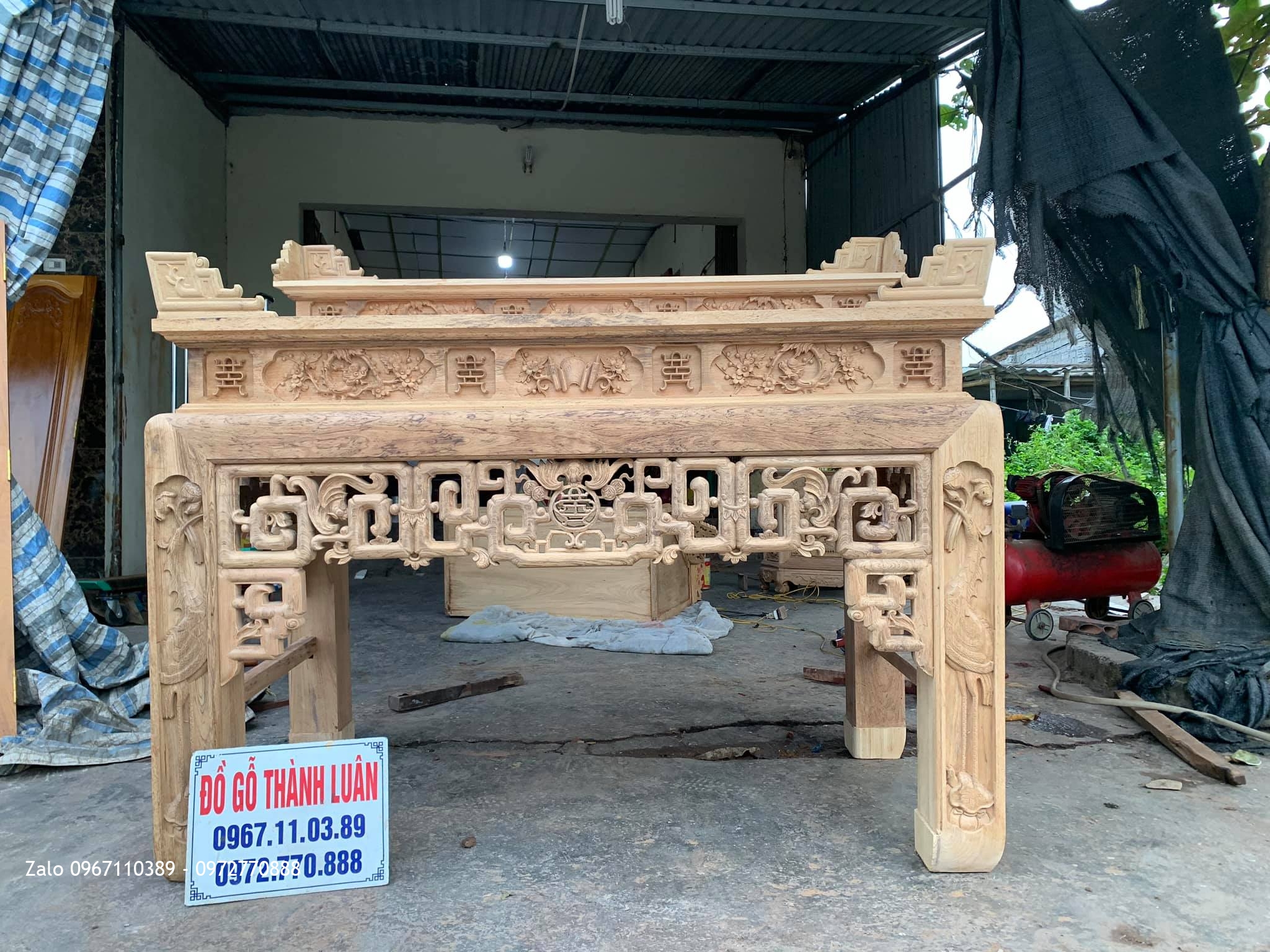 Bàn Thờ Triện Chân Hạc Nhị Cấp Siêu Vip. KH Phước Thể Tuy Phong Bình Thuận.,