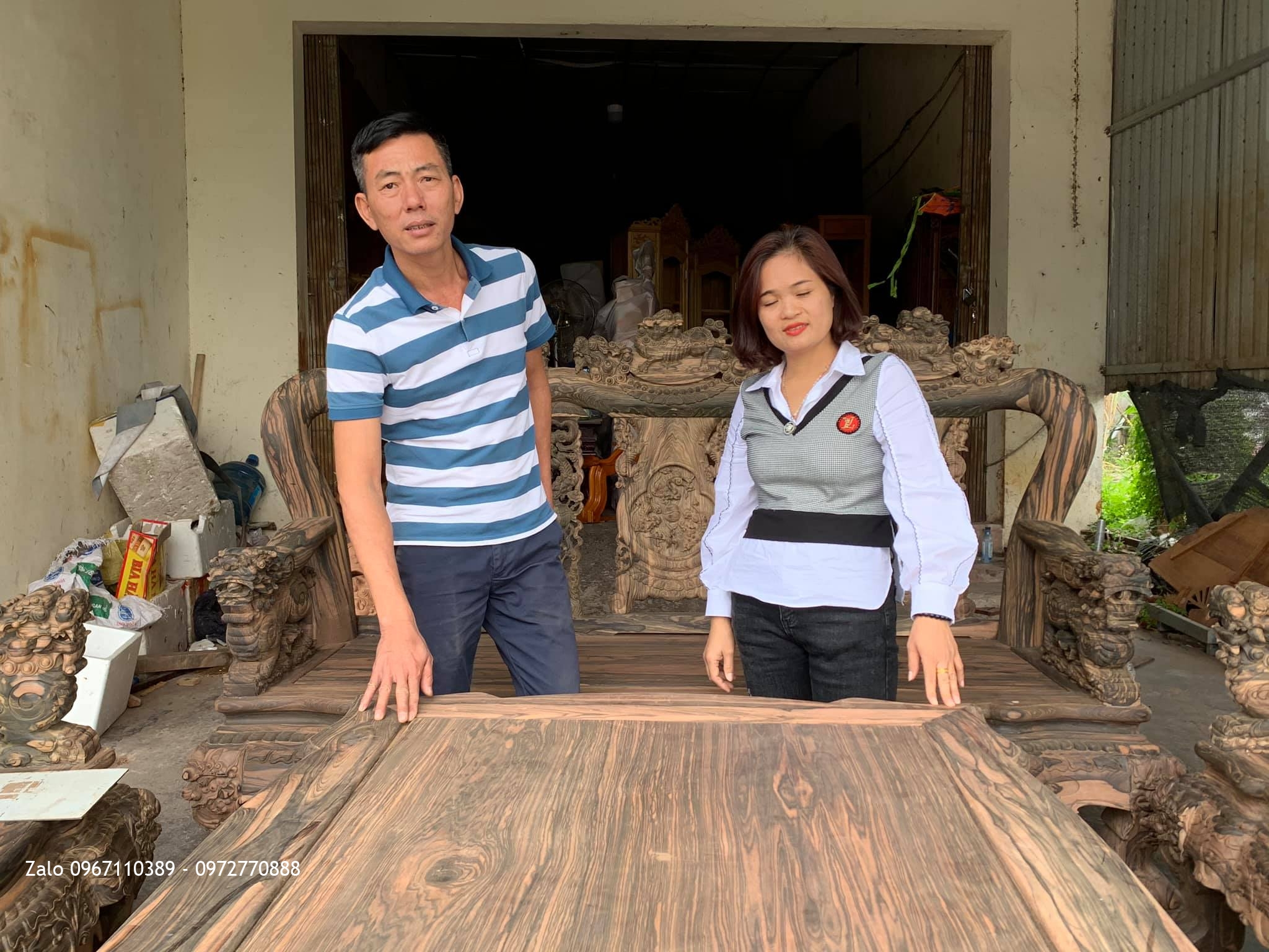 Bộ Ghế Minh Quốc Nghê Gỗ Mun Yếm Cong Siêu Vip Cho A. Khải, C. Thuỷ