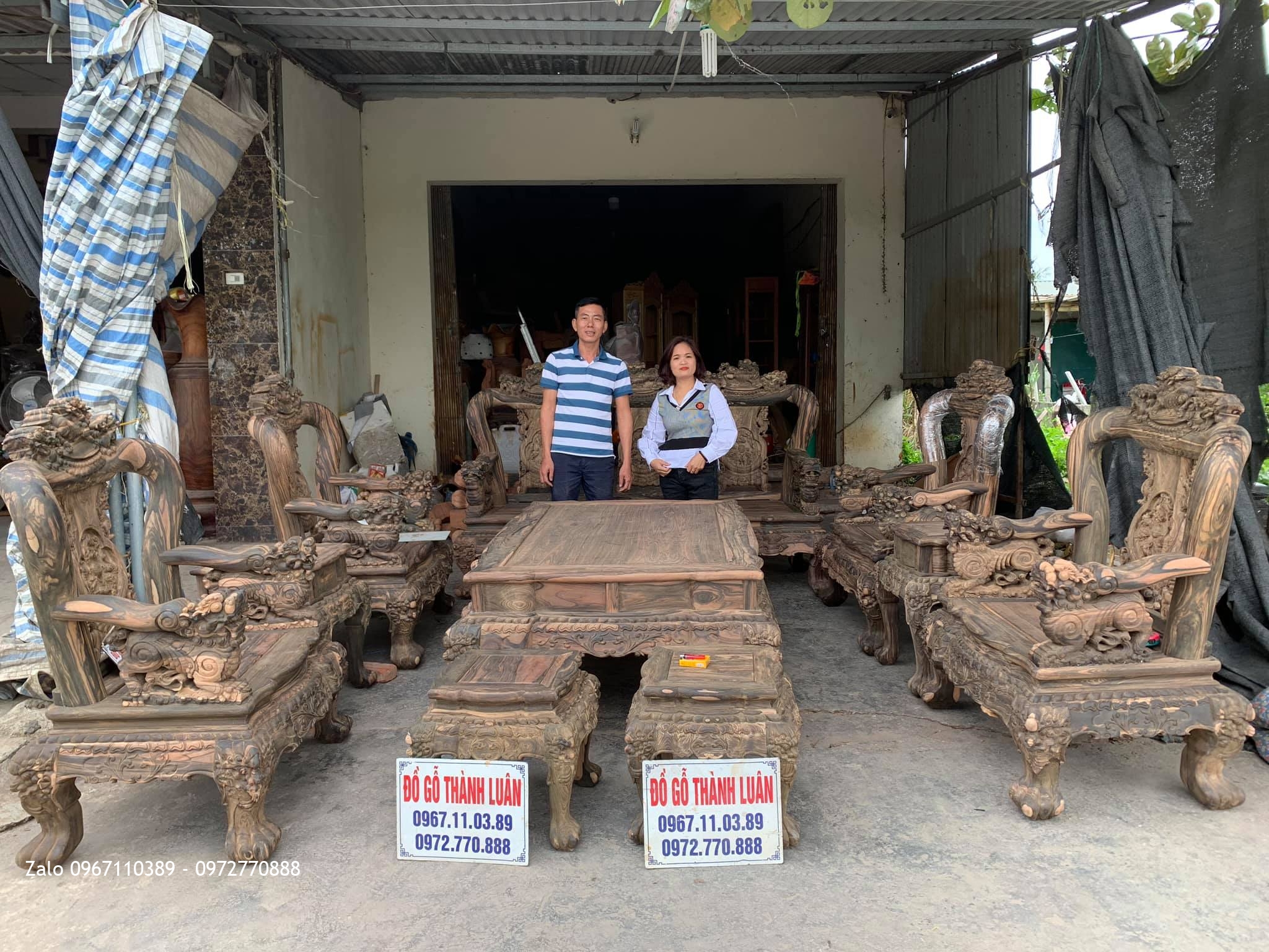 Bộ Ghế Minh Quốc Nghê Gỗ Mun Yếm Cong Siêu Vip Cho A. Khải, C. Thuỷ.