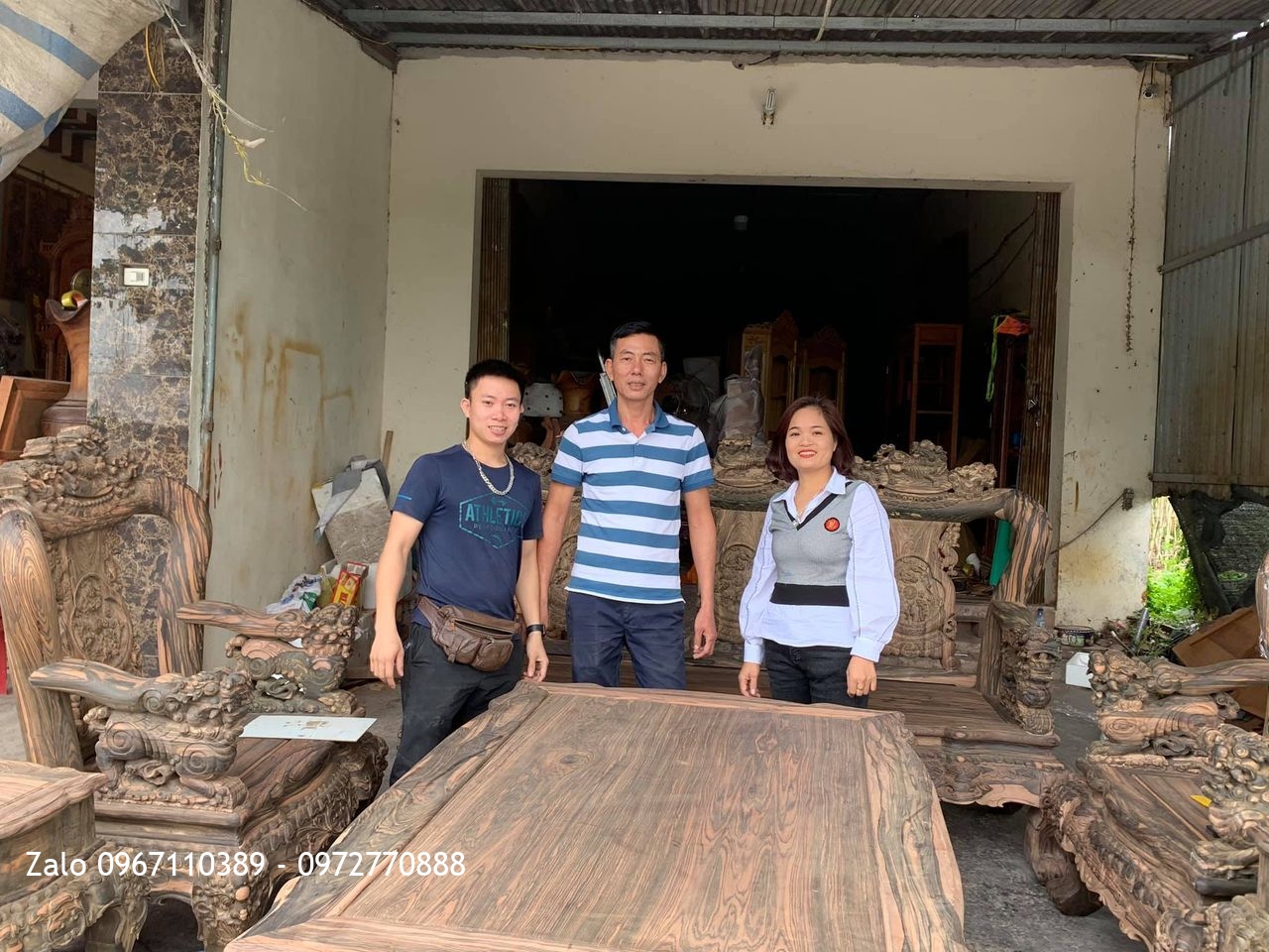 Bộ Ghế Minh Quốc Nghê Gỗ Mun Yếm Cong Siêu Vip Cho A. Khải, C. Thuỷ