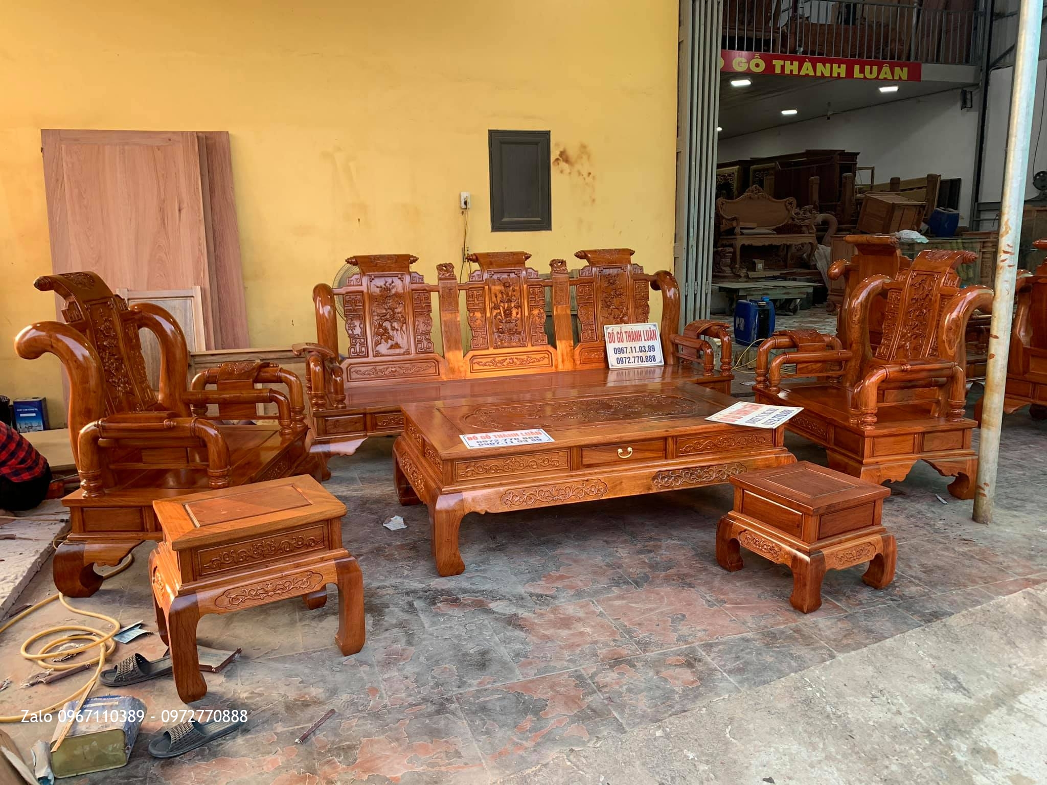 2 Bộ Tần Thuỷ Hoàng Gỗ Hương Cho GĐ Bác Sơn Và GĐ Bác Cường ^