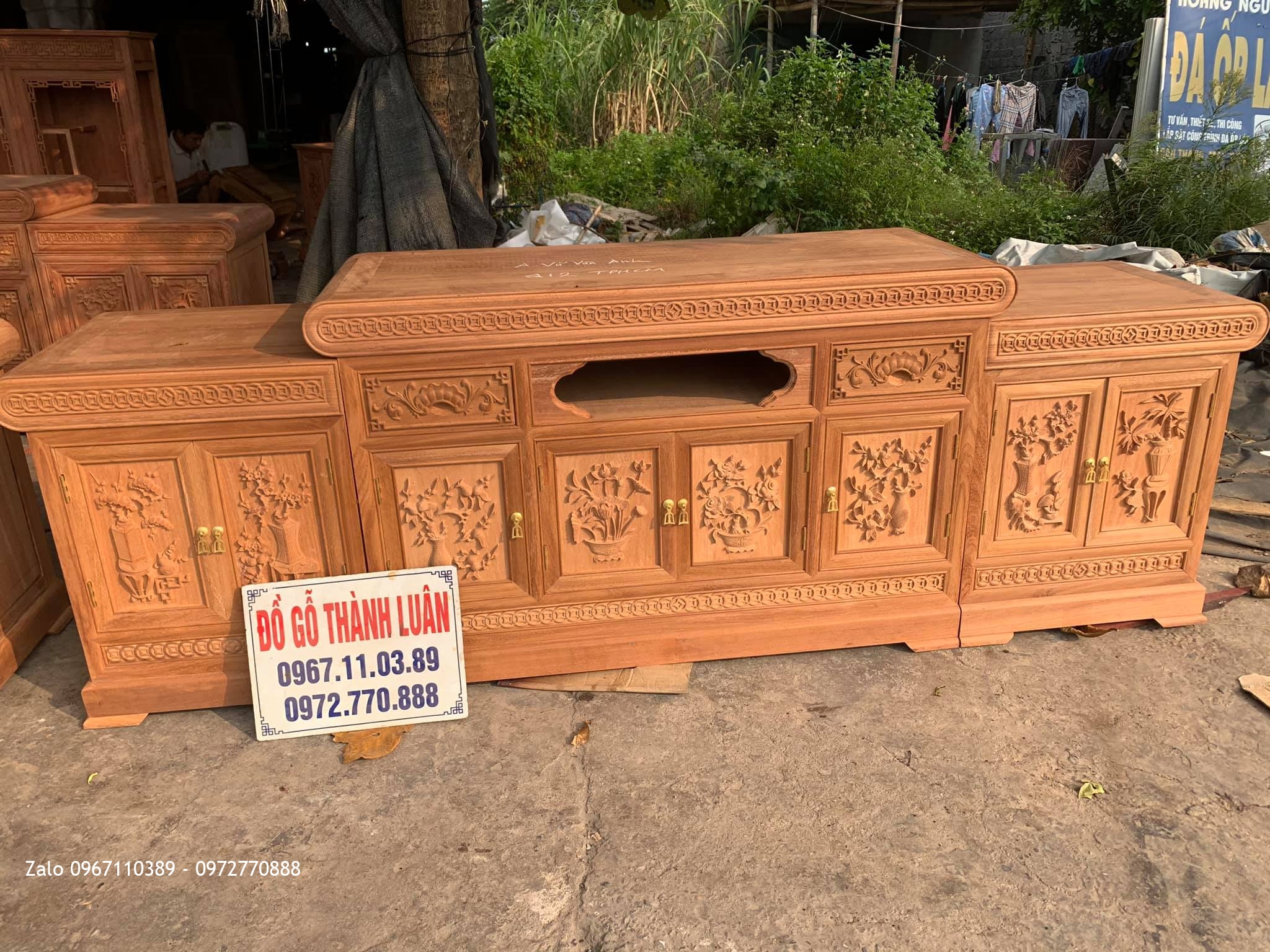 4 Kệ Tivi Kiểu Mõ Đồng Tiền Vip Gỗ Gõ Và Gỗ Hương,