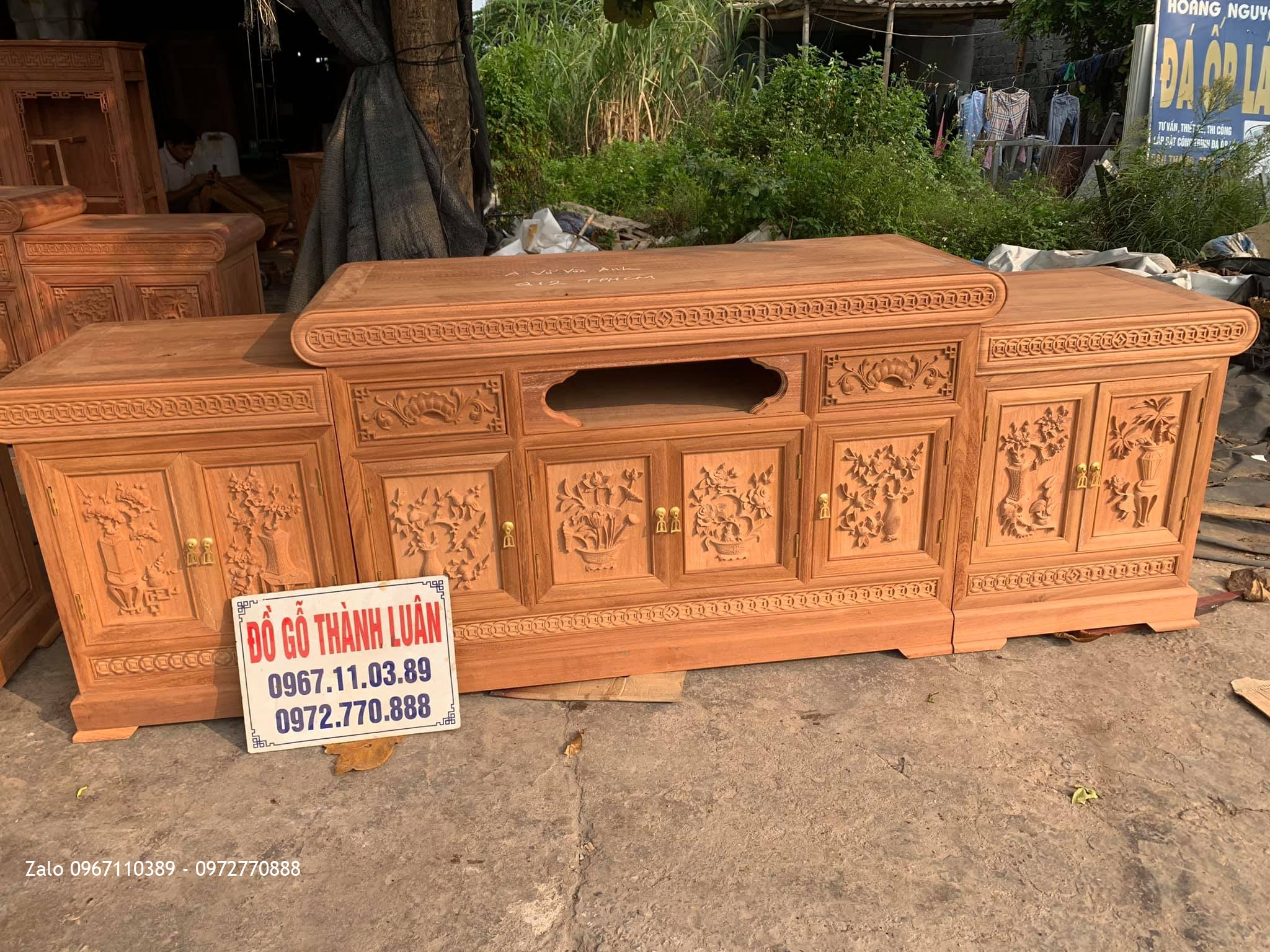 4 Kệ Tivi Kiểu Mõ Đồng Tiền Vip Gỗ Gõ Và Gỗ Hương,