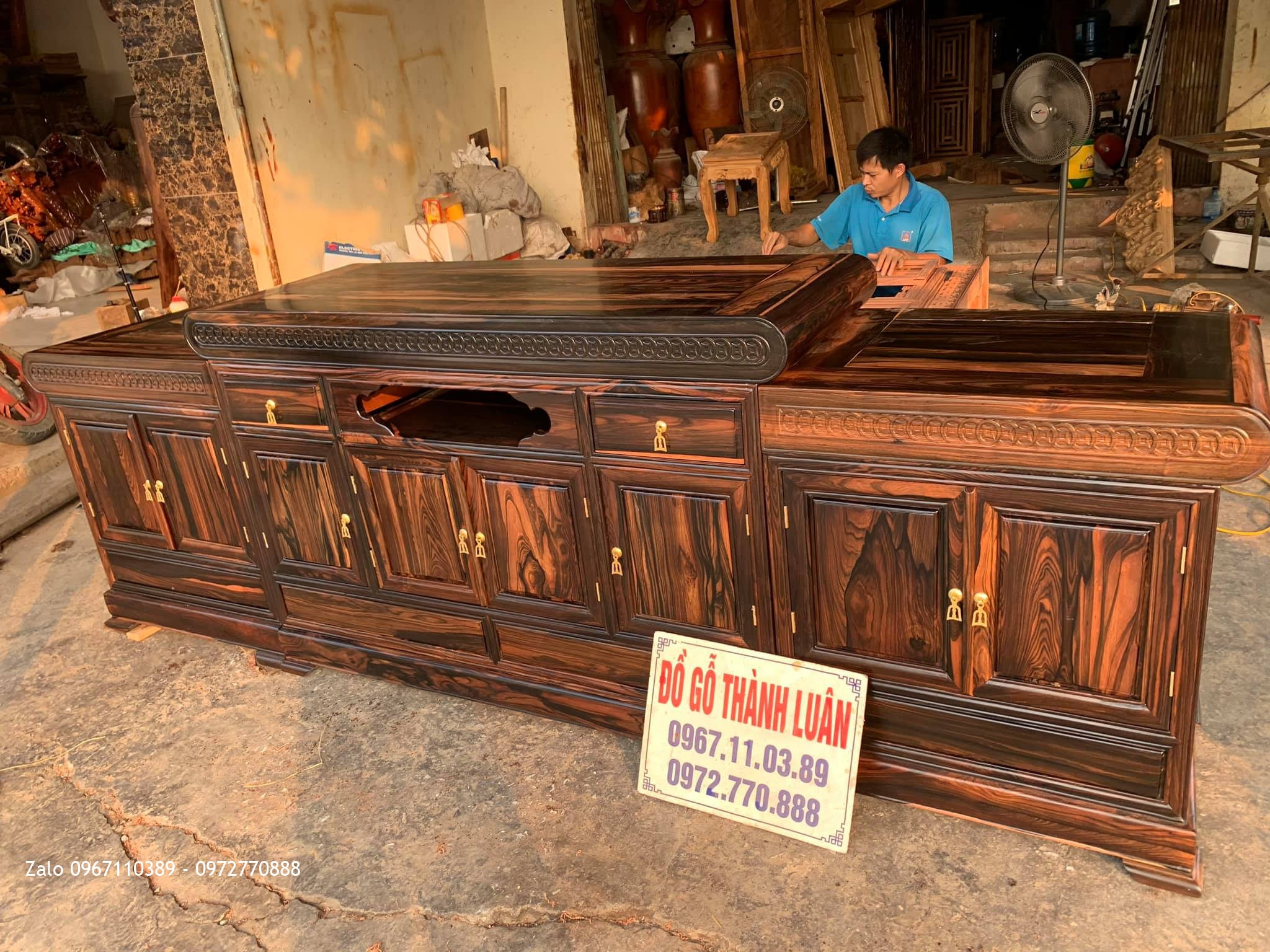 Kệ Tivi Gỗ Mun Kiểu Mõ Đồng Tiền Vip. A Minh Phố Tía, Thường Tín, HN