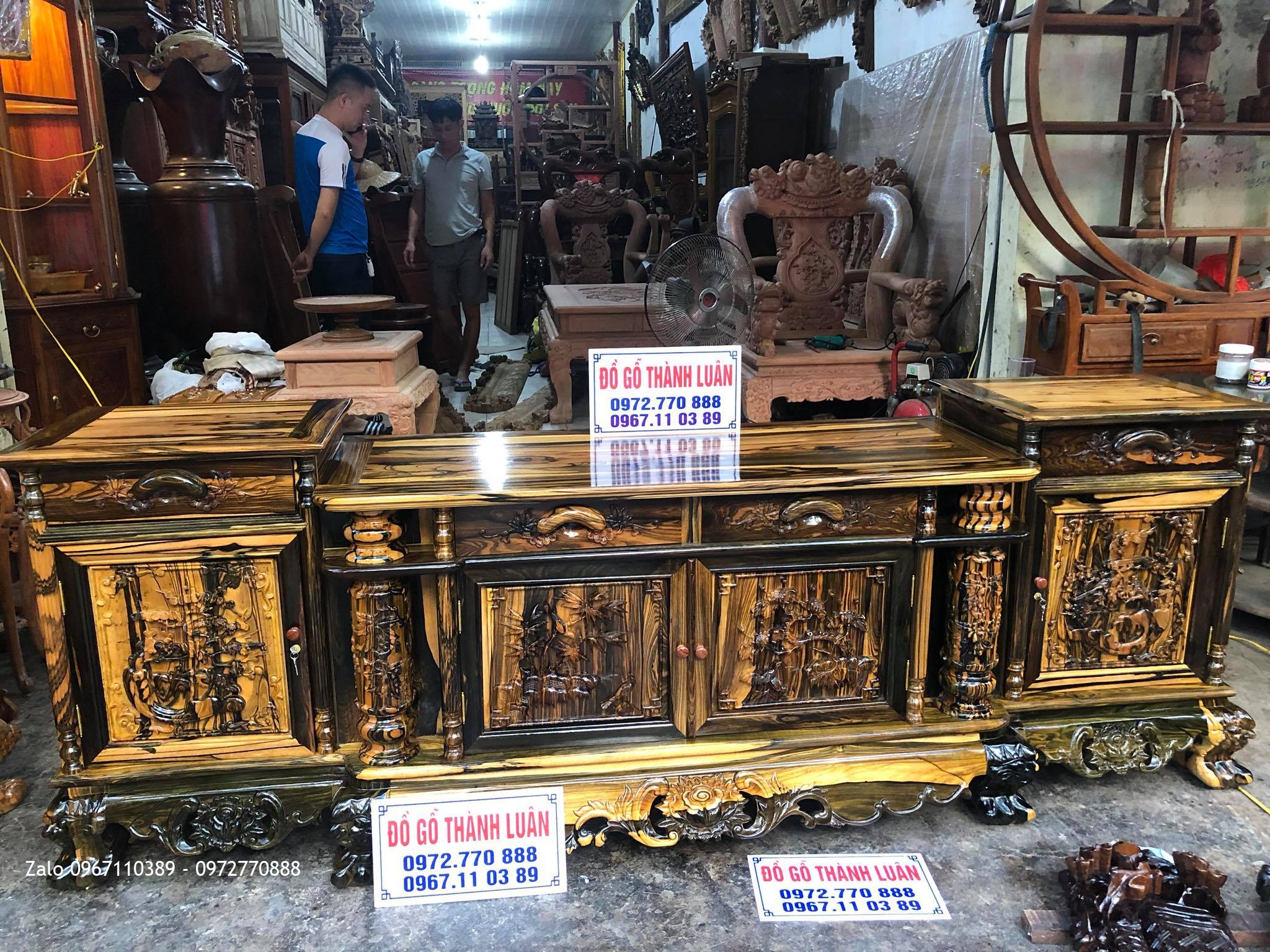 Siêu Phẩm Kệ Tivi Gỗ Mun Hoa Vân Đỉnh Cao. Anh Bùi Anh Ở An Lão Hải Phòng,