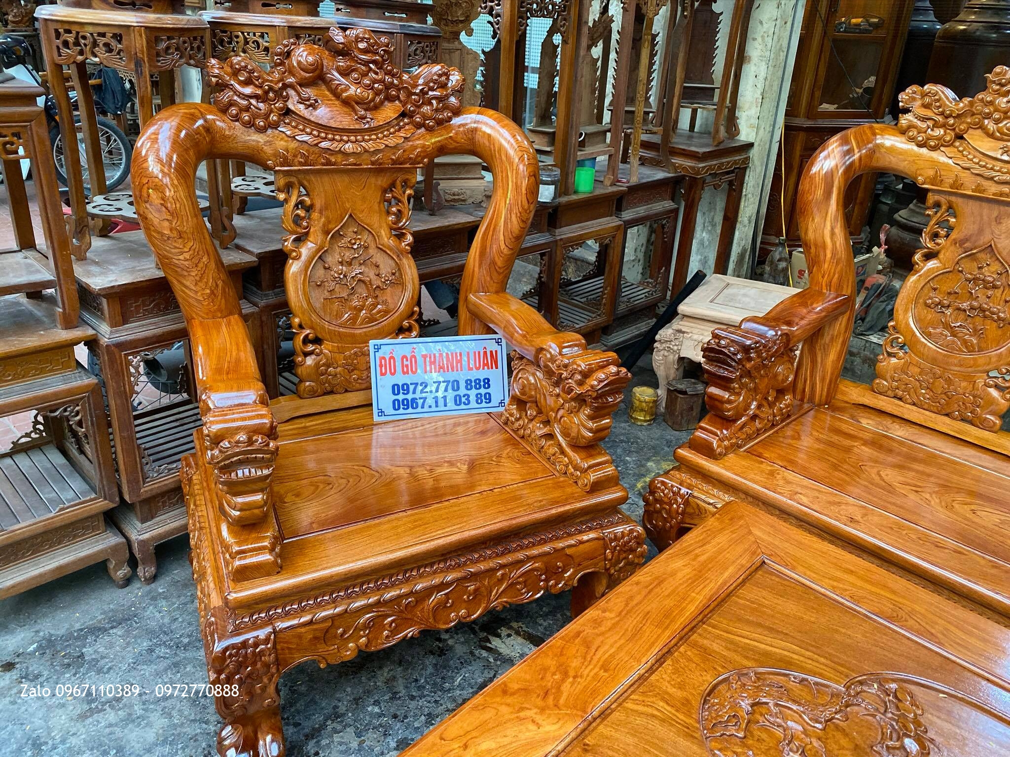 Bộ Ghế Minh Quốc Nghê Gỗ Hương Đá Cột 12 Cho Anh Lực Vĩnh Bảo Hải Phòng-