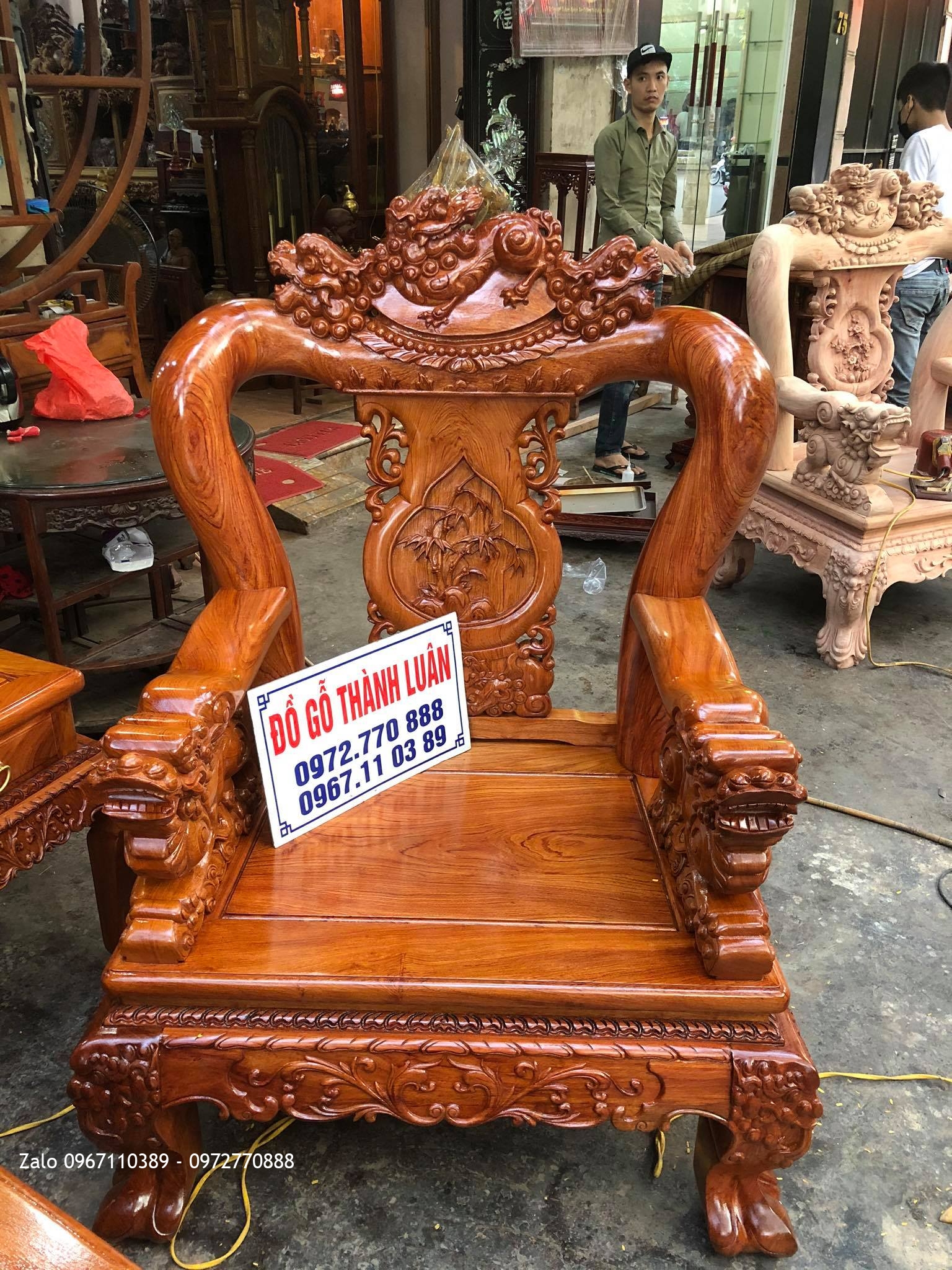 Bộ Ghế Minh Quốc Nghê Gỗ Hương Đá Cột 12 Cho Anh Lực Vĩnh Bảo Hải Phòng.