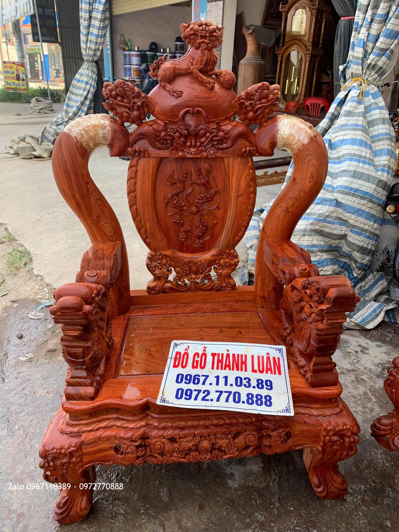 Bộ Ghế Nghê Bảo Đỉnh Cột 12. Gồm 6 Món Vip Gỗ Hương.