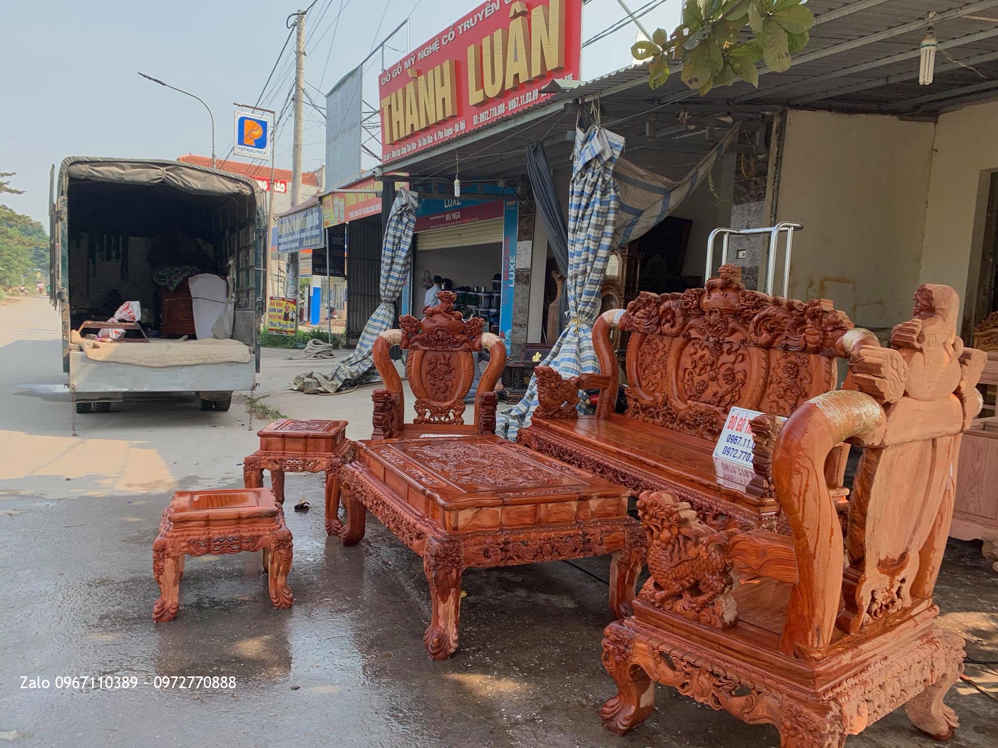 Bộ Ghế Nghê Bảo Đỉnh Cột 12. Gồm 6 Món Vip Gỗ Hương::