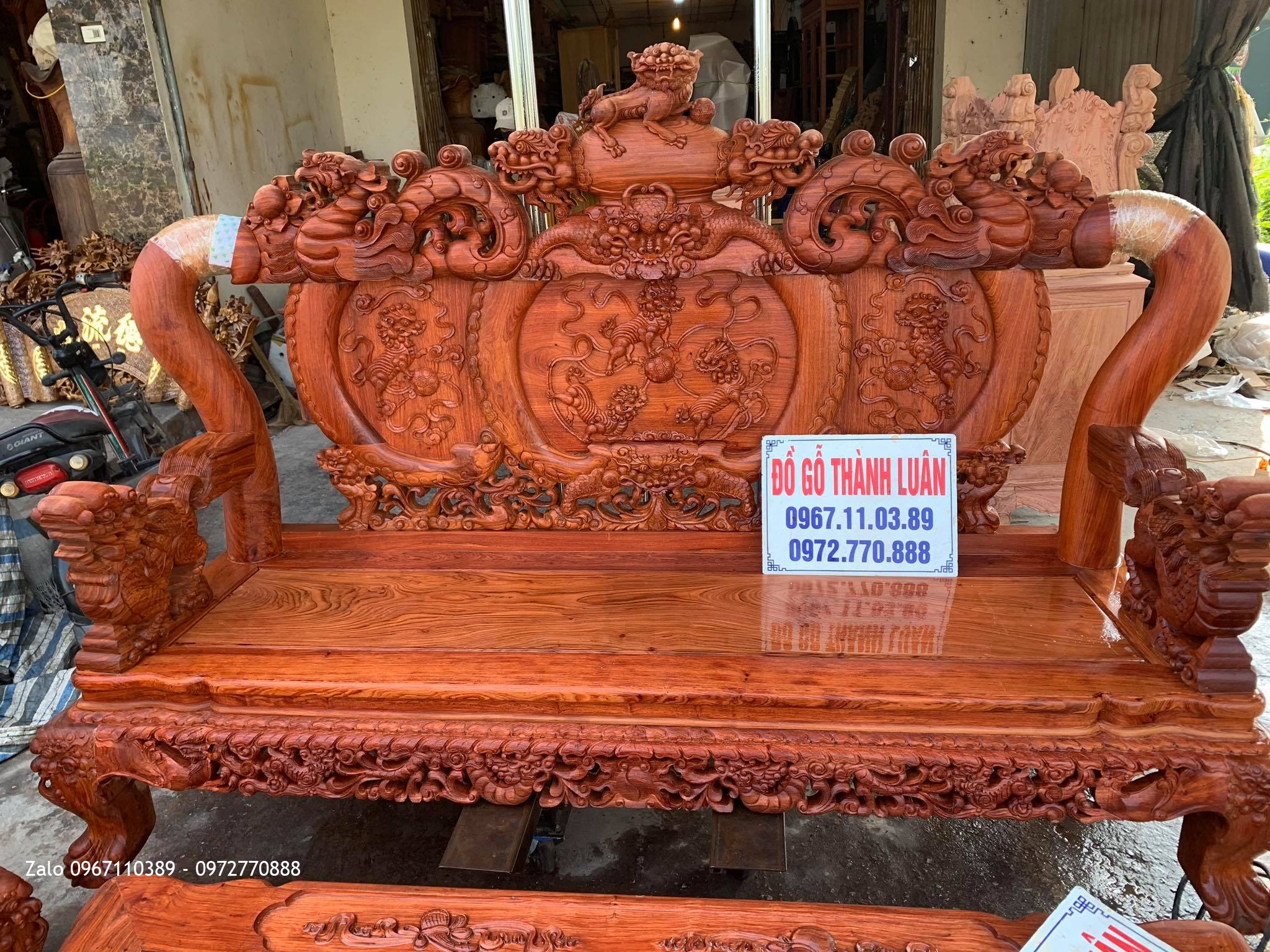 Bộ Ghế Nghê Bảo Đỉnh Cột 12. Gồm 6 Món Vip Gỗ Hương1