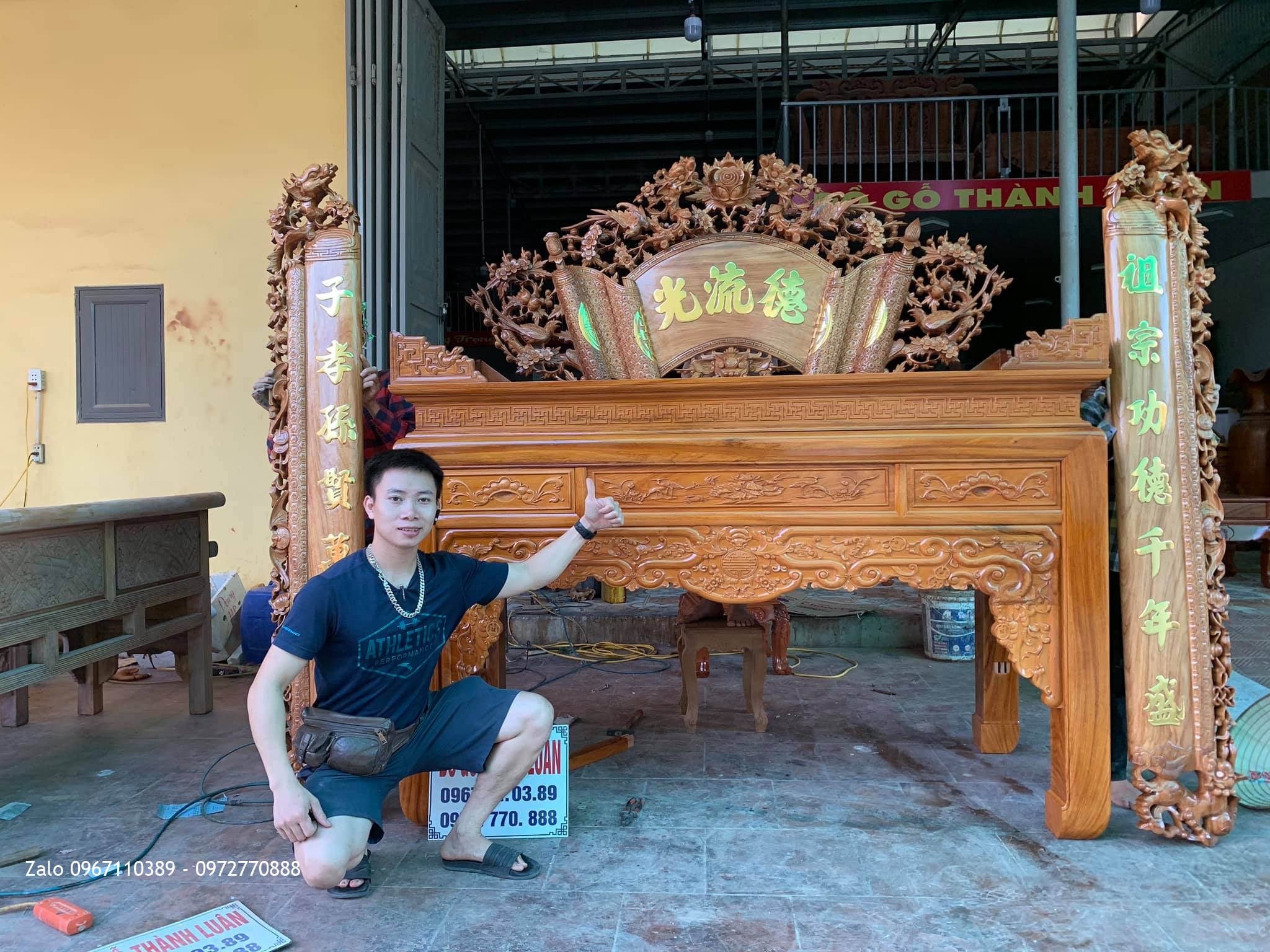 Bàn Thờ Triện, Cuốn Thư Câu Đối Gỗ Gõ Đỏ Cho Chú Huynh Ở Quang Lãng, Phú Xuyên, Hà Nội,