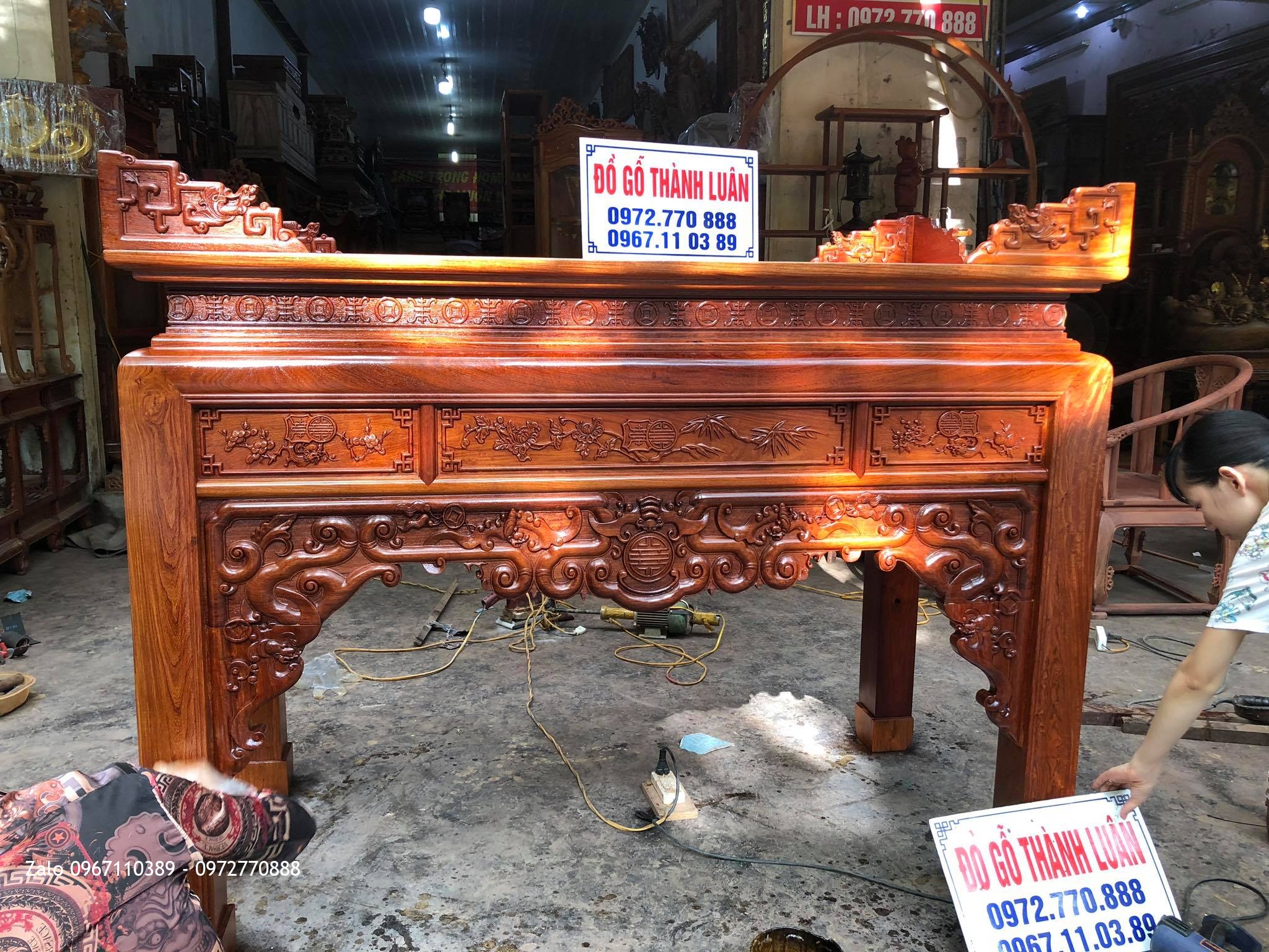 Bàn Thờ Triện Như Ý Gỗ Hương Đỏ Lào. Khách Cầu Đất Hải Phòng