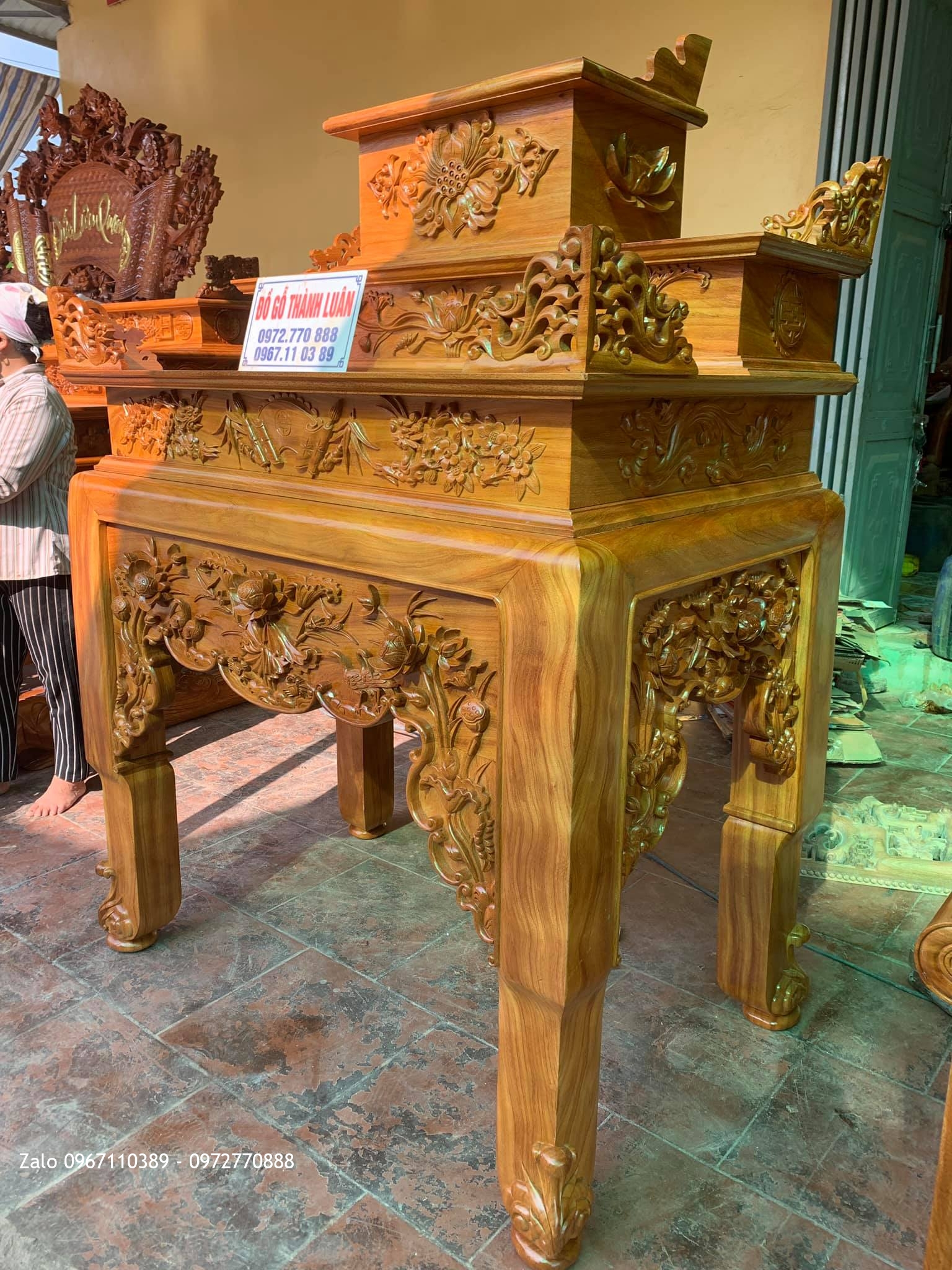 Bàn Thờ Phật Gỗ Gõ Đỏ Đục Sen Siêu Khủng. A Tuấn Q6 TPHCM..