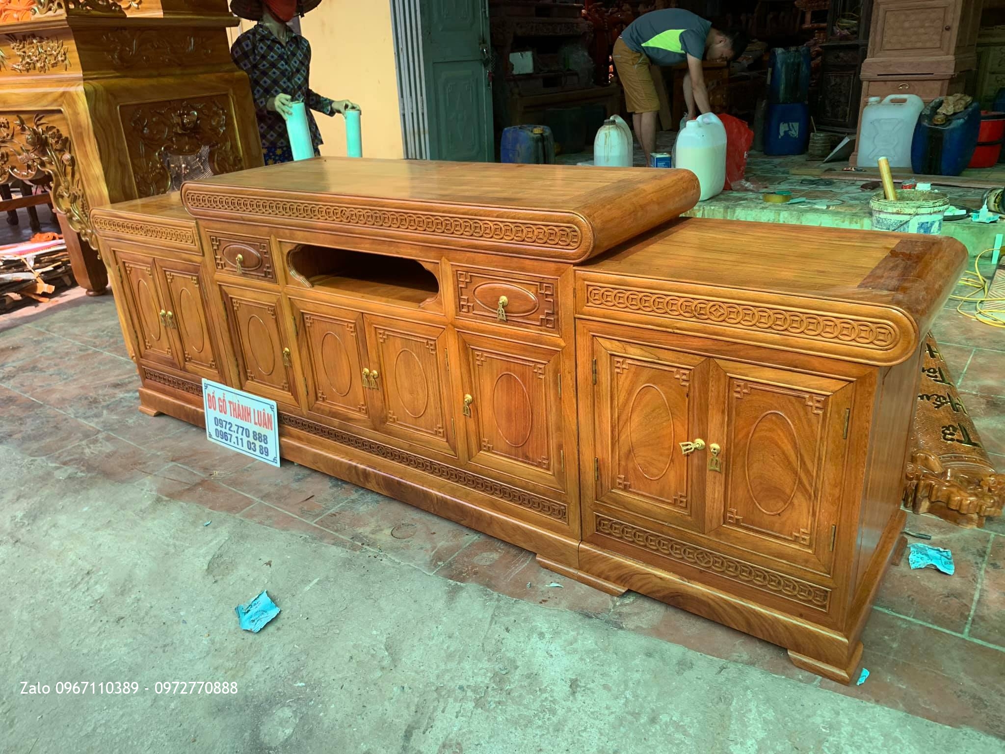 Tủ Kệ Tivi Gỗ Gõ Đỏ. Bán Về Chợ Lớn TPHCM.