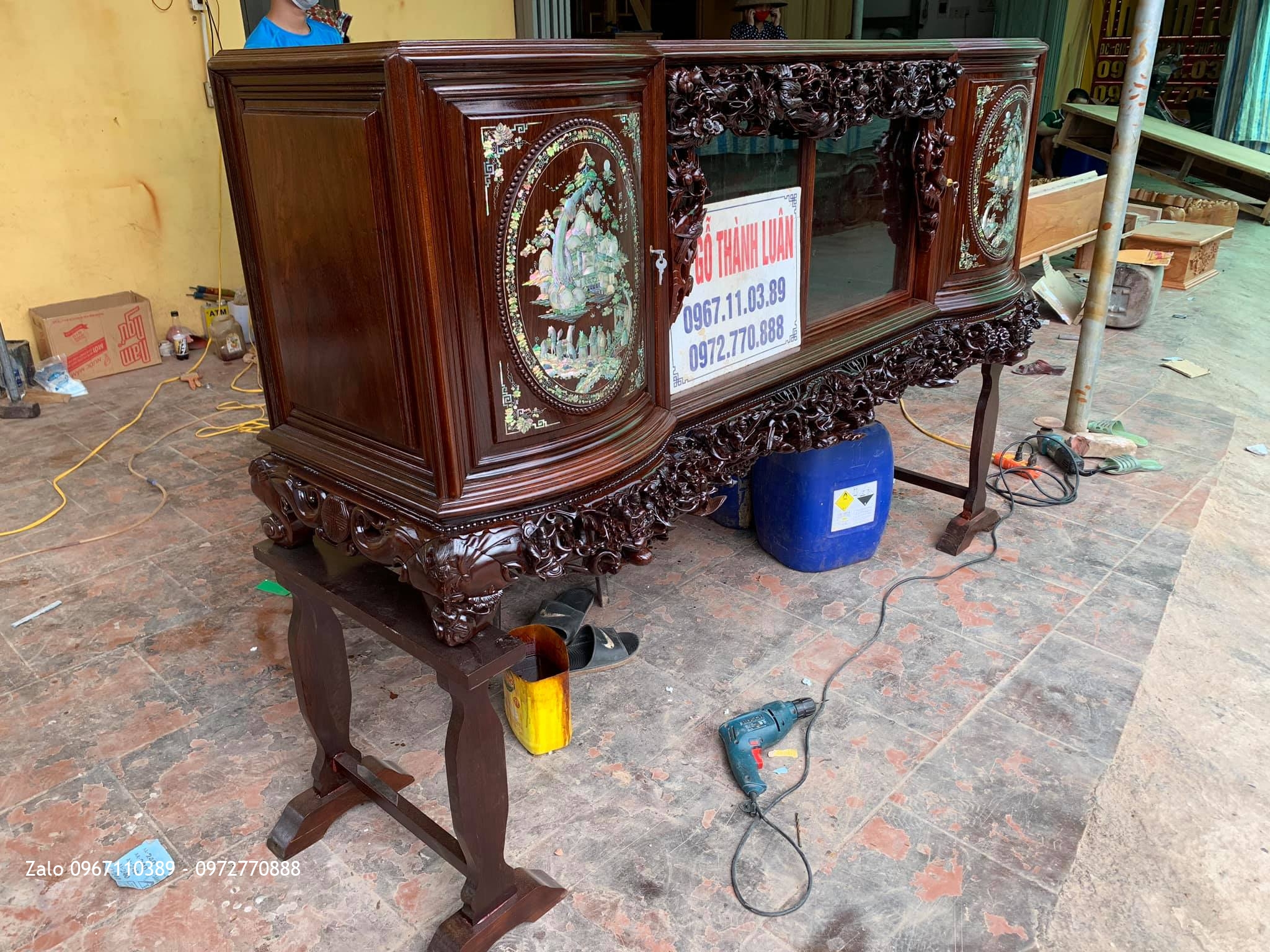 Tủ Chè Gỗ Gụ Víp Được Bán về cho gia đình Bác Hải Nghi Tàm Hà Nội