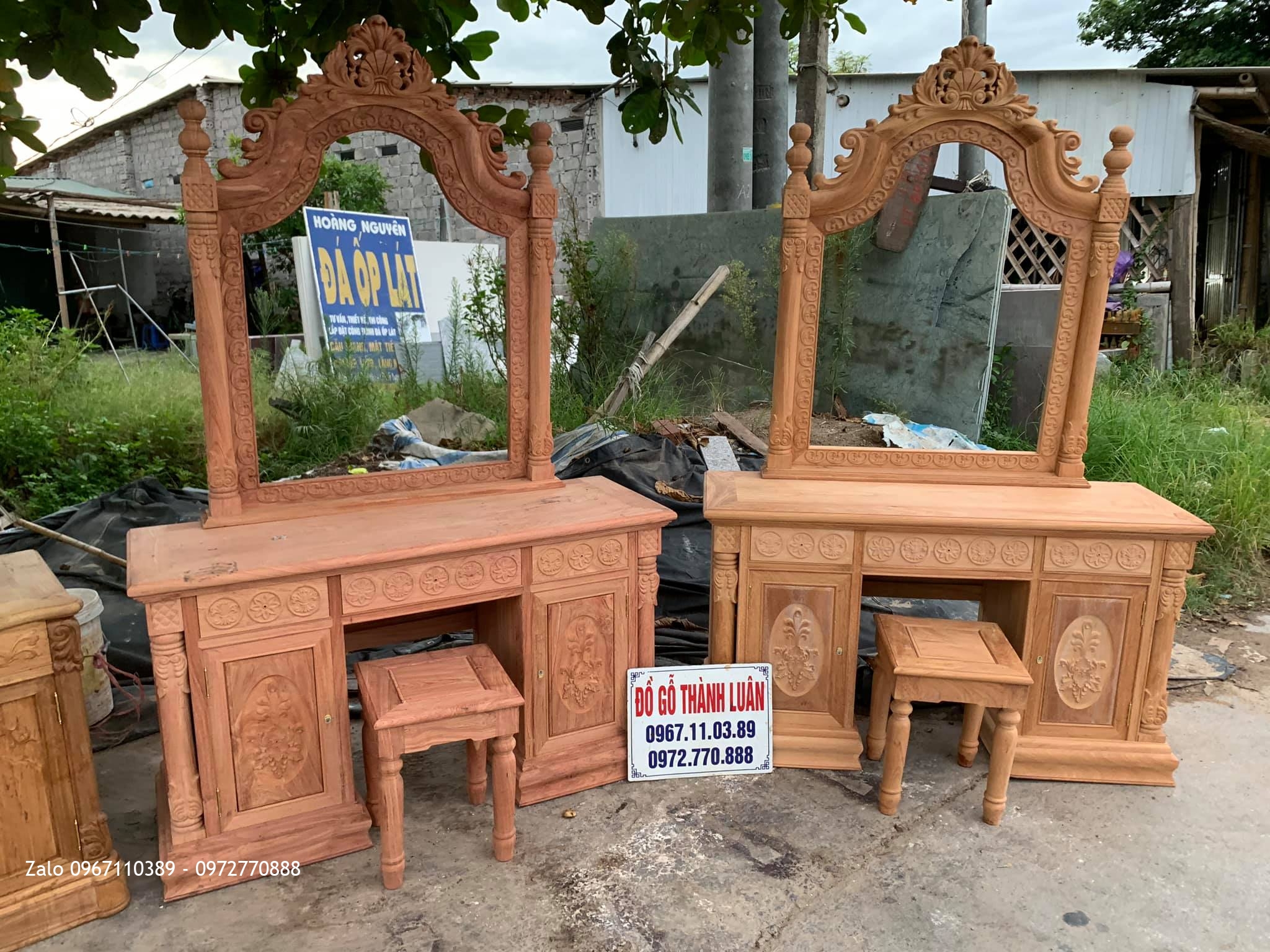 Bàn Trang Điểm Mẫu Hoàng Đế Và Mẫu Bông Lúa