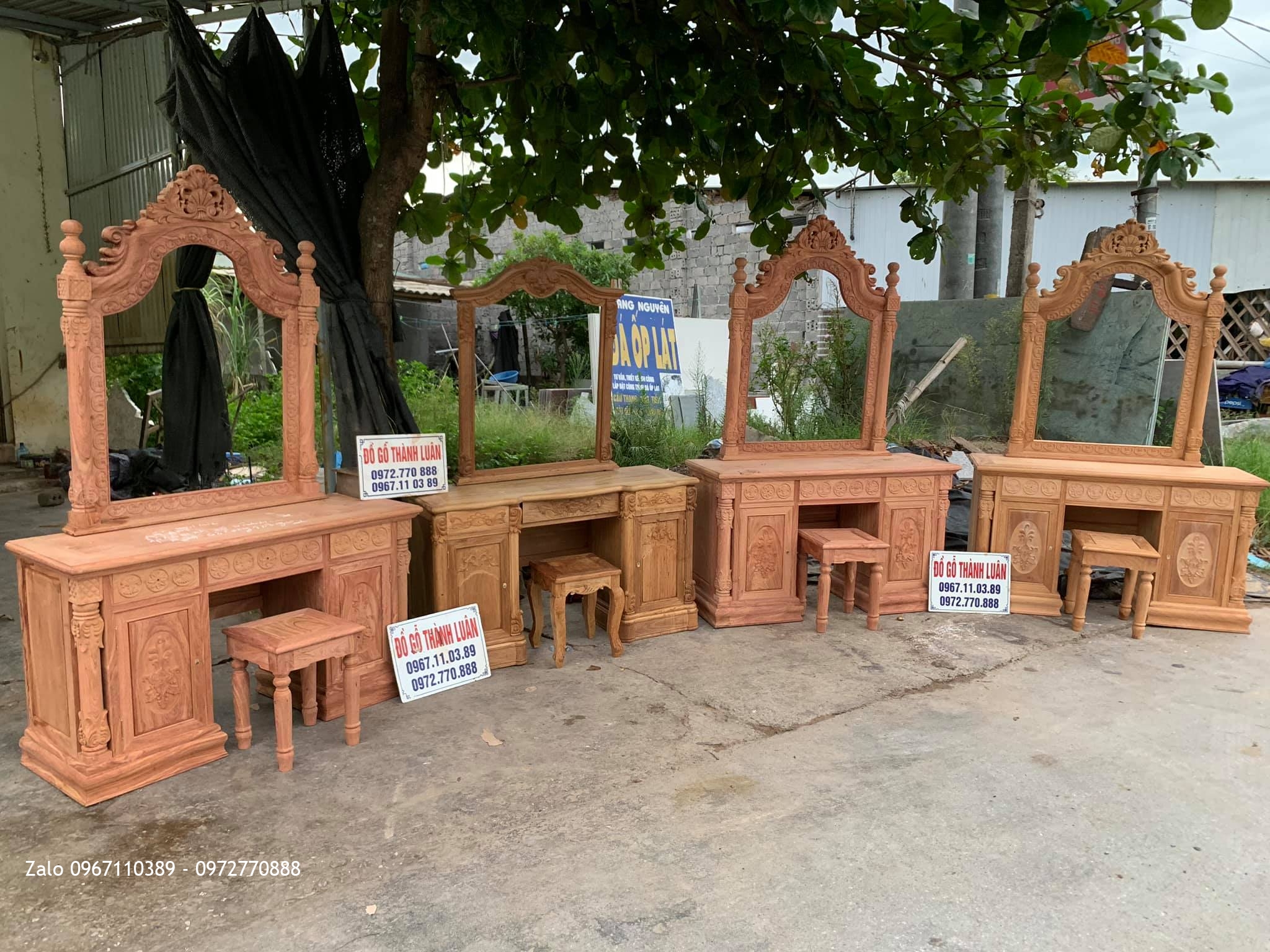 Bàn Trang Điểm Mẫu Hoàng Đế Và Mẫu Bông Lúa: