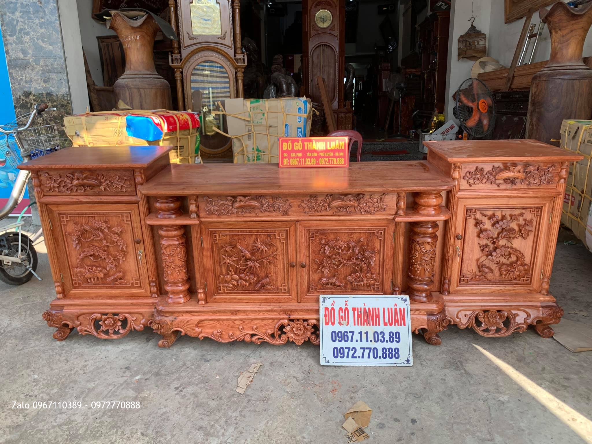 Kệ Tivi Gỗ Hương Đá Mẫu Cột Nho. Anh Thi - Cầu Trương Xá, Hưng Yên