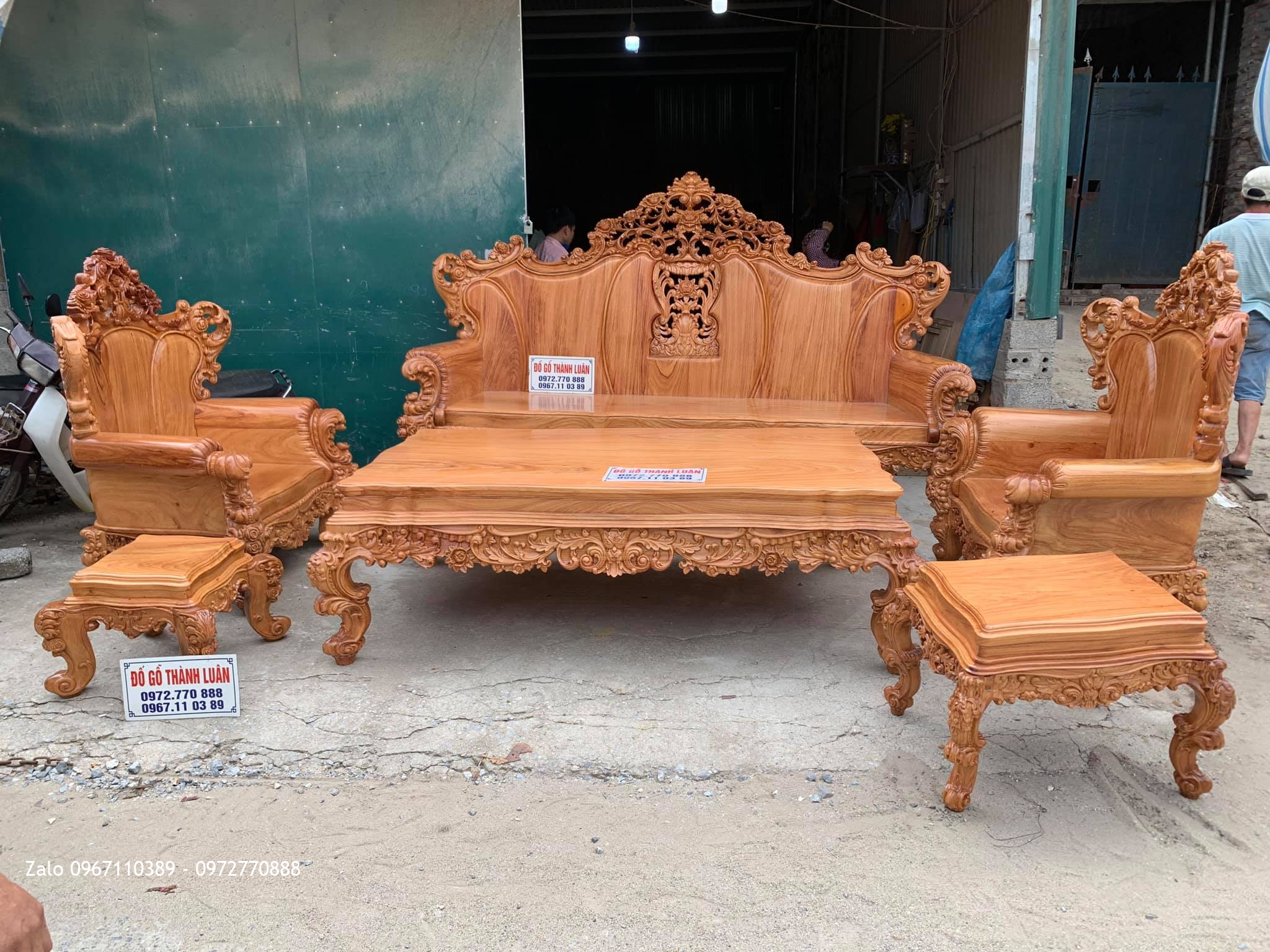 Bộ Ghế Hoàng Gia (Louis) Khủng Gỗ Gõ Tại KĐT Đặng Xá Gia Lâm HN-