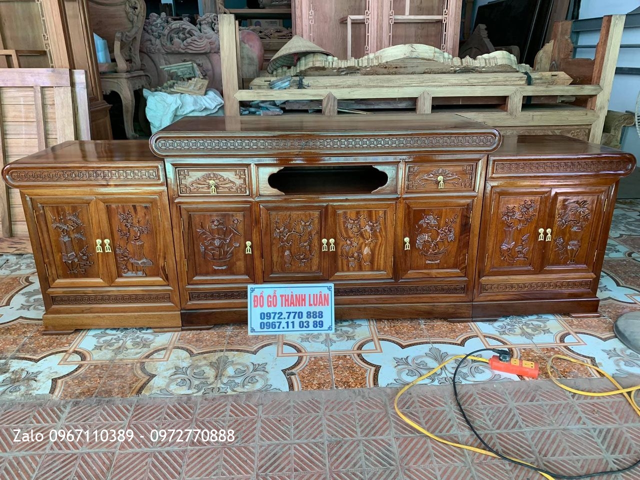 Kệ Tivi Kiểu Mõ Đồng Tiền. A Tuấn, Hà Đông Hà Nội