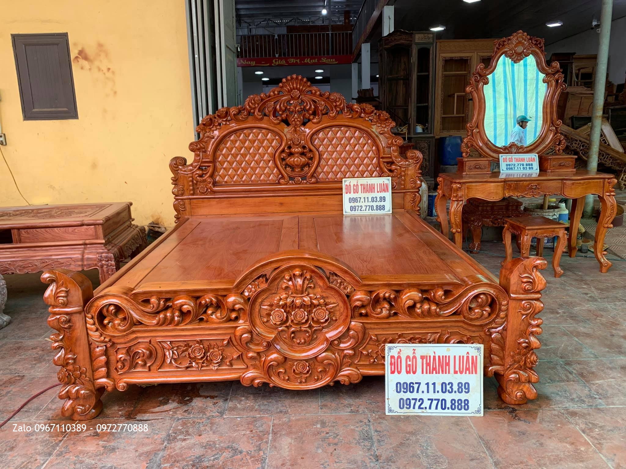 Giường Hồng Lu-i Khủng Gỗ Hương, Bàn Trang Điểm Vip. Chị Hiền Hoàng Mai HN