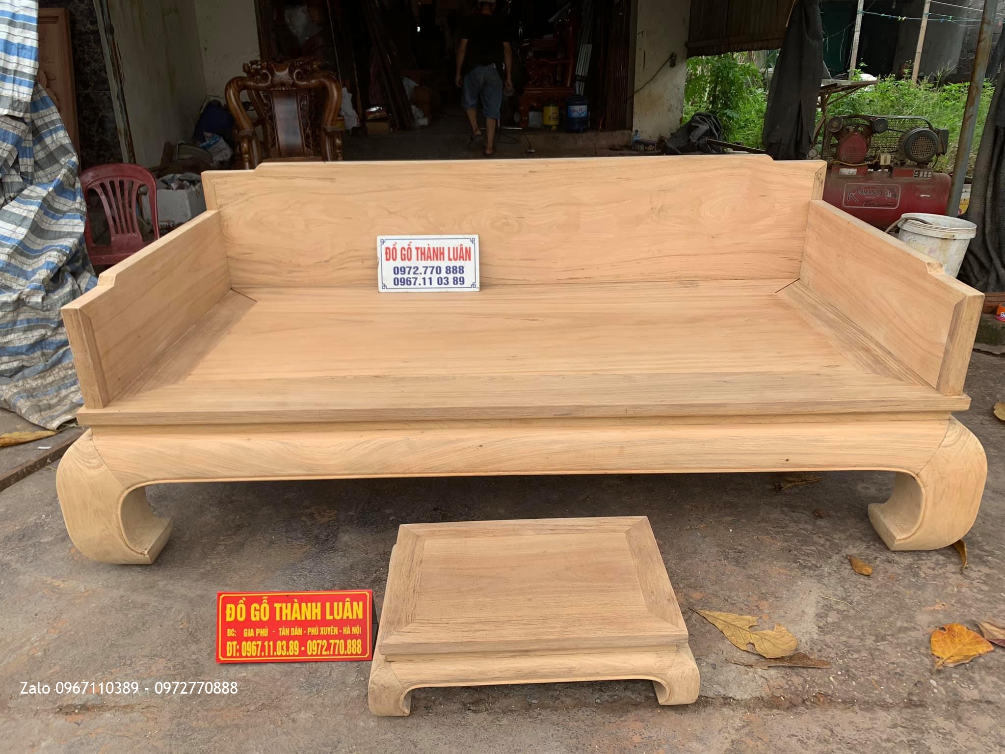 Sập 3 Thành Gỗ Gụ Mẫu Chân Quỳ Vách Tựa Liền Khối. Khách Hàng TPHCM.