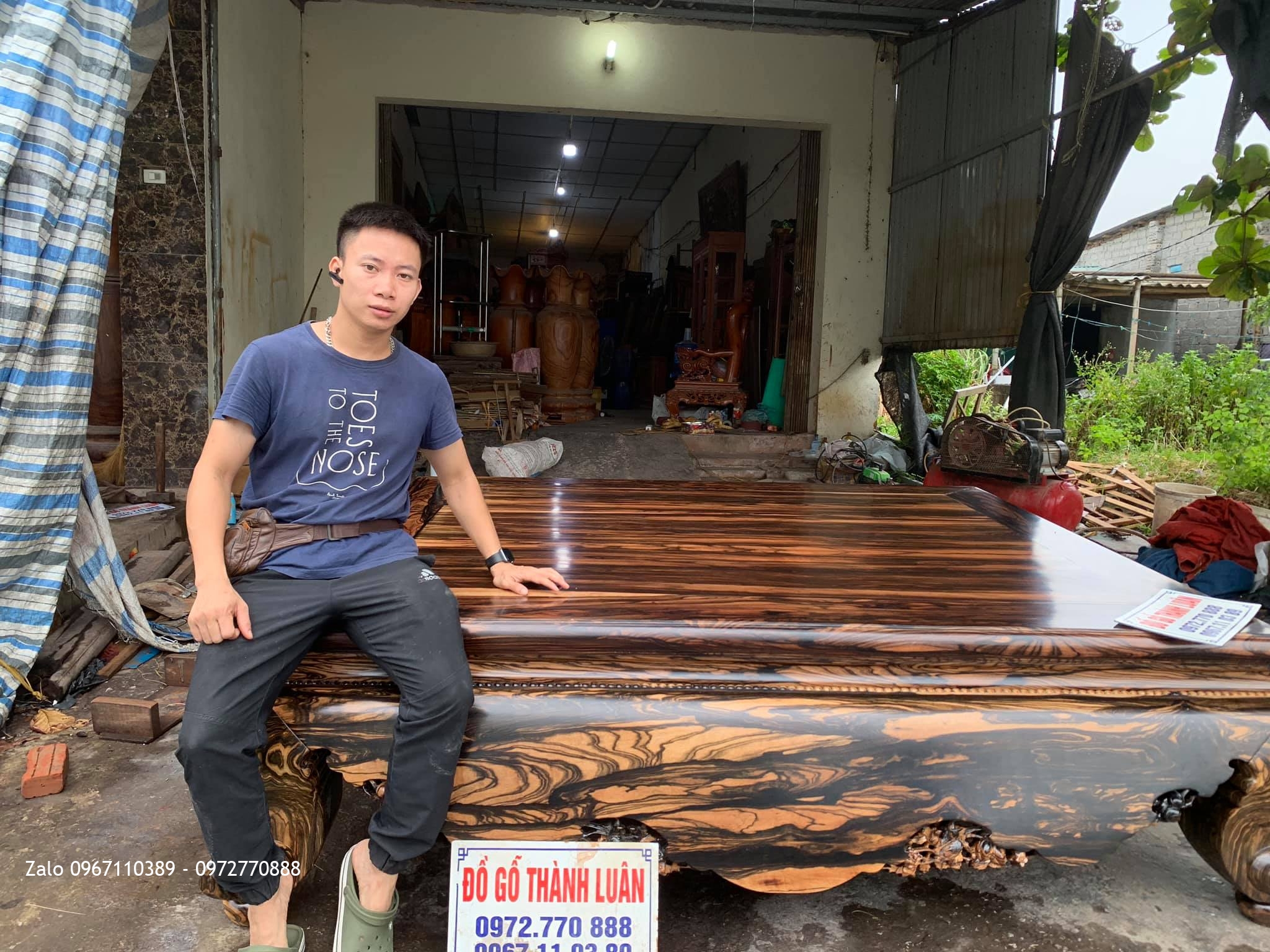 Sập Gỗ Mun Hoa Da Báo Siêu Vân.A Phương Quận Tân Bình TPHCM..