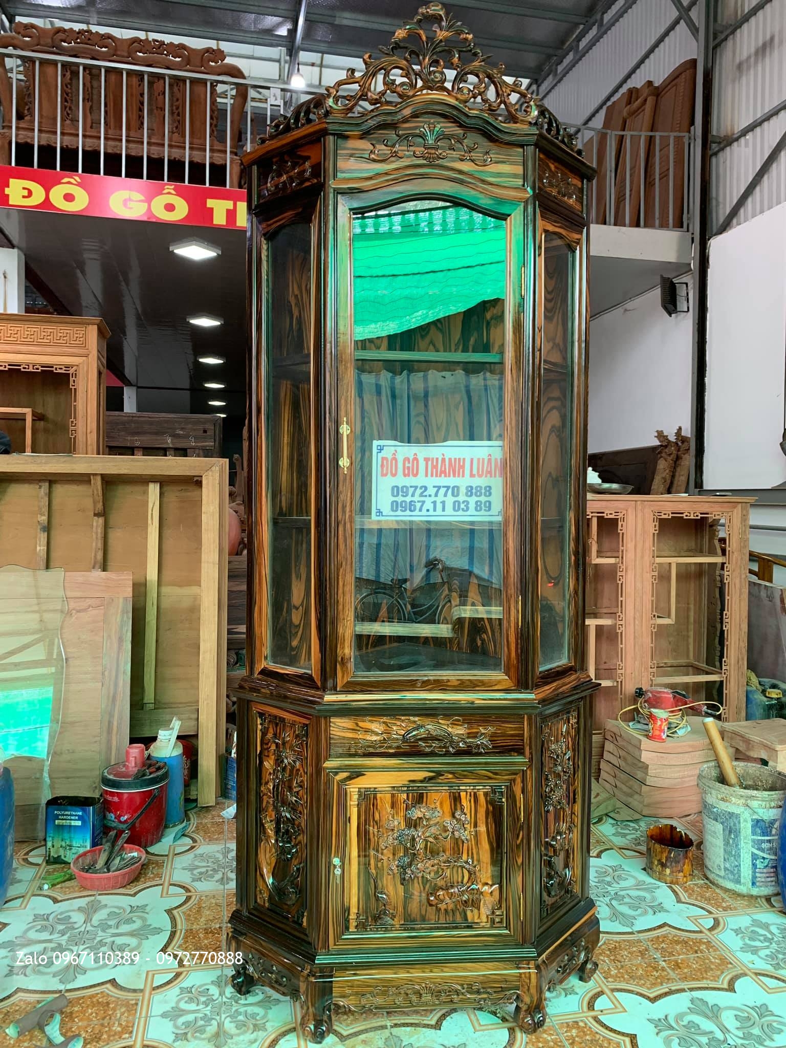 Tủ Rượu Gốc Gỗ Mun Siêu Vip. Gia Đình Chú Chỉnh Lâm Thao Phú Thọ.: