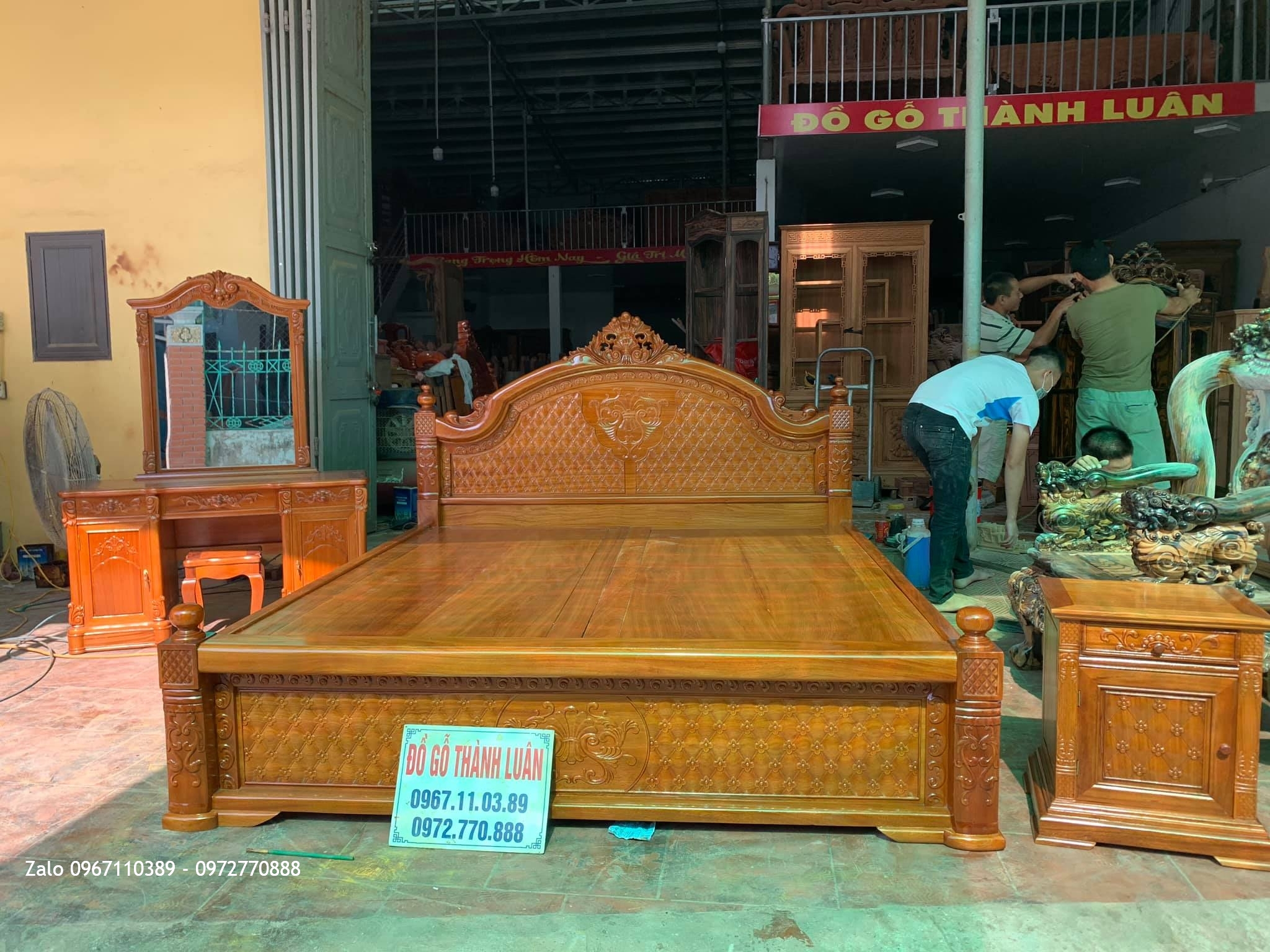 Giường Vòm Trám Mai Gỗ Gõ, Bàn Trang Điểm, Táp Đầu Giường. Khách Vân Canh, Hoài Đức, Hà Nội