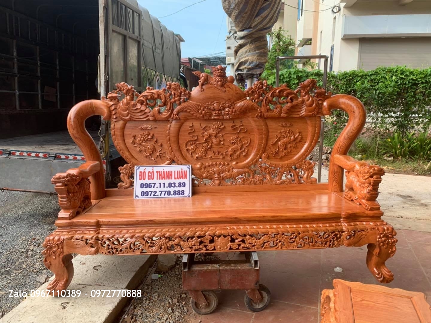 Bộ Ghế Nghê Bảo Đỉnh Gỗ Hương Đá Cột 12 Chân 12 Gồm 6 Món bán về A Nhất Chương Mỹ Hà Nội