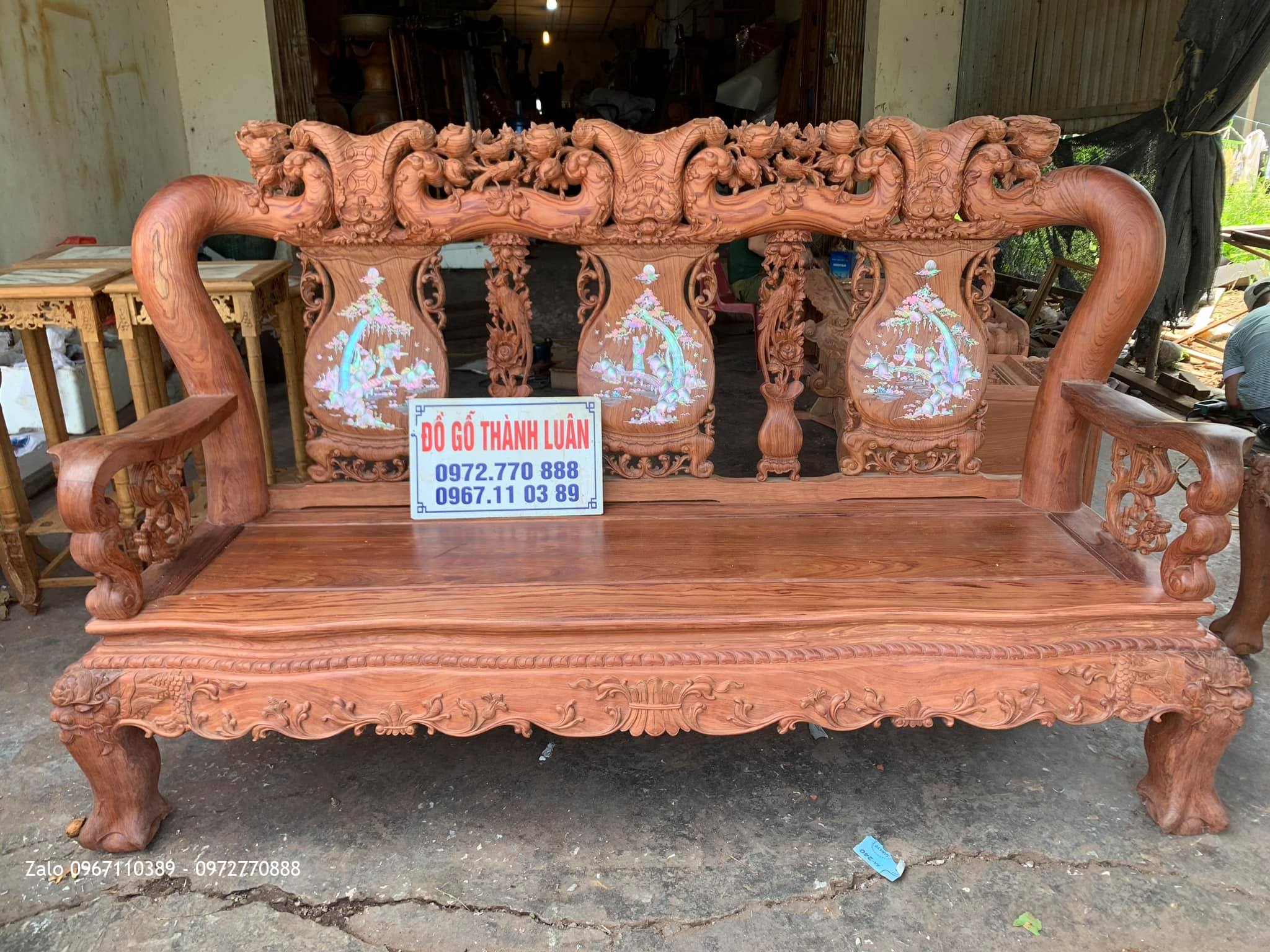 Bộ Bàn Ghế Minh Quốc Đào Chim Yếm Cong Khảm Ốc Đỏ Gỗ Cẩm Lai Vân Víp..