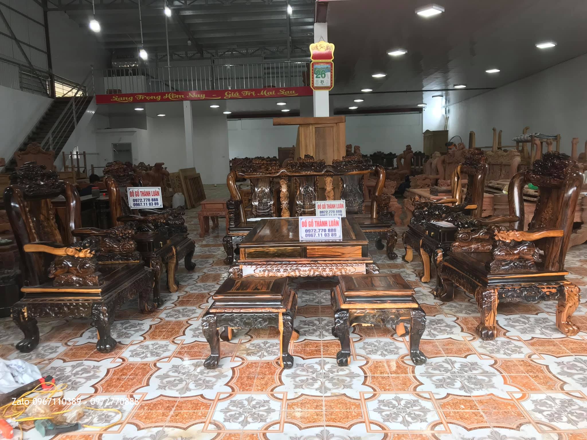 Bộ Ghế Minh Nghê, Kệ Tivi Gỗ Mun Vip. A Huy Tràng An, Bình Lục, Hà Nam