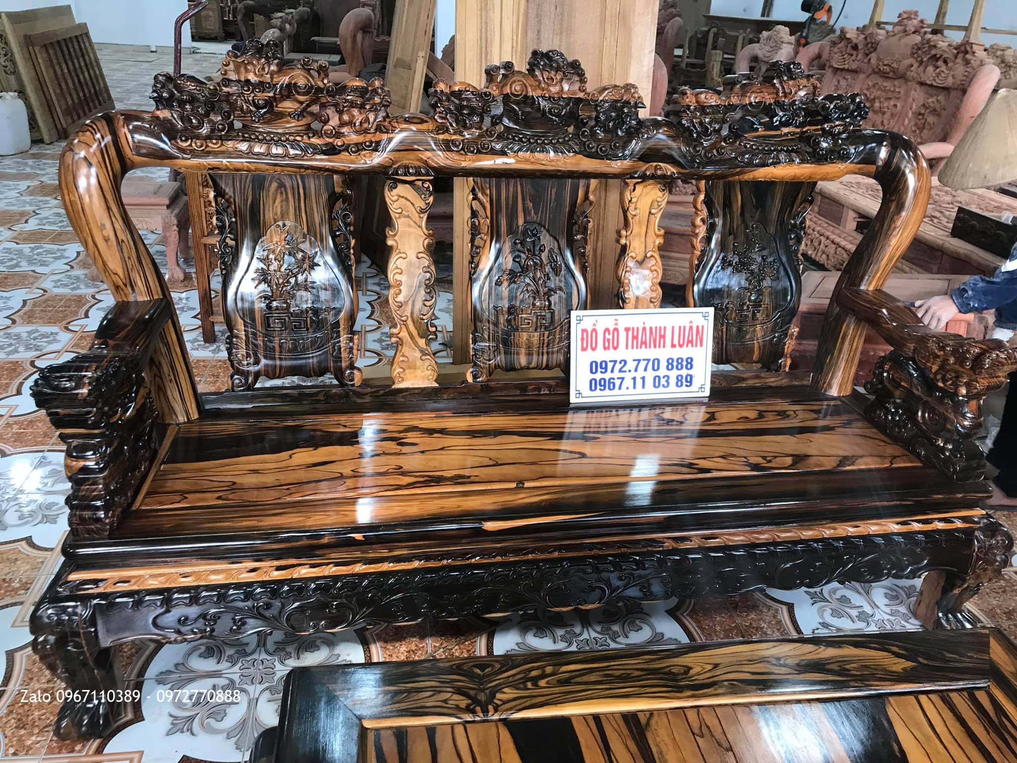 Bộ Ghế Minh Nghê, Kệ Tivi Gỗ Mun Vip. A Huy Tràng An, Bình Lục, Hà Nam..