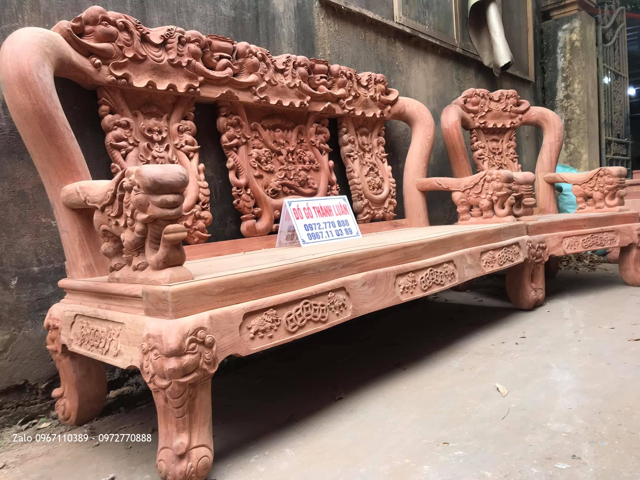 Bộ Ghế Quốc Voi Gỗ Hương Cột 12-6 Món. Mẫu Mới..