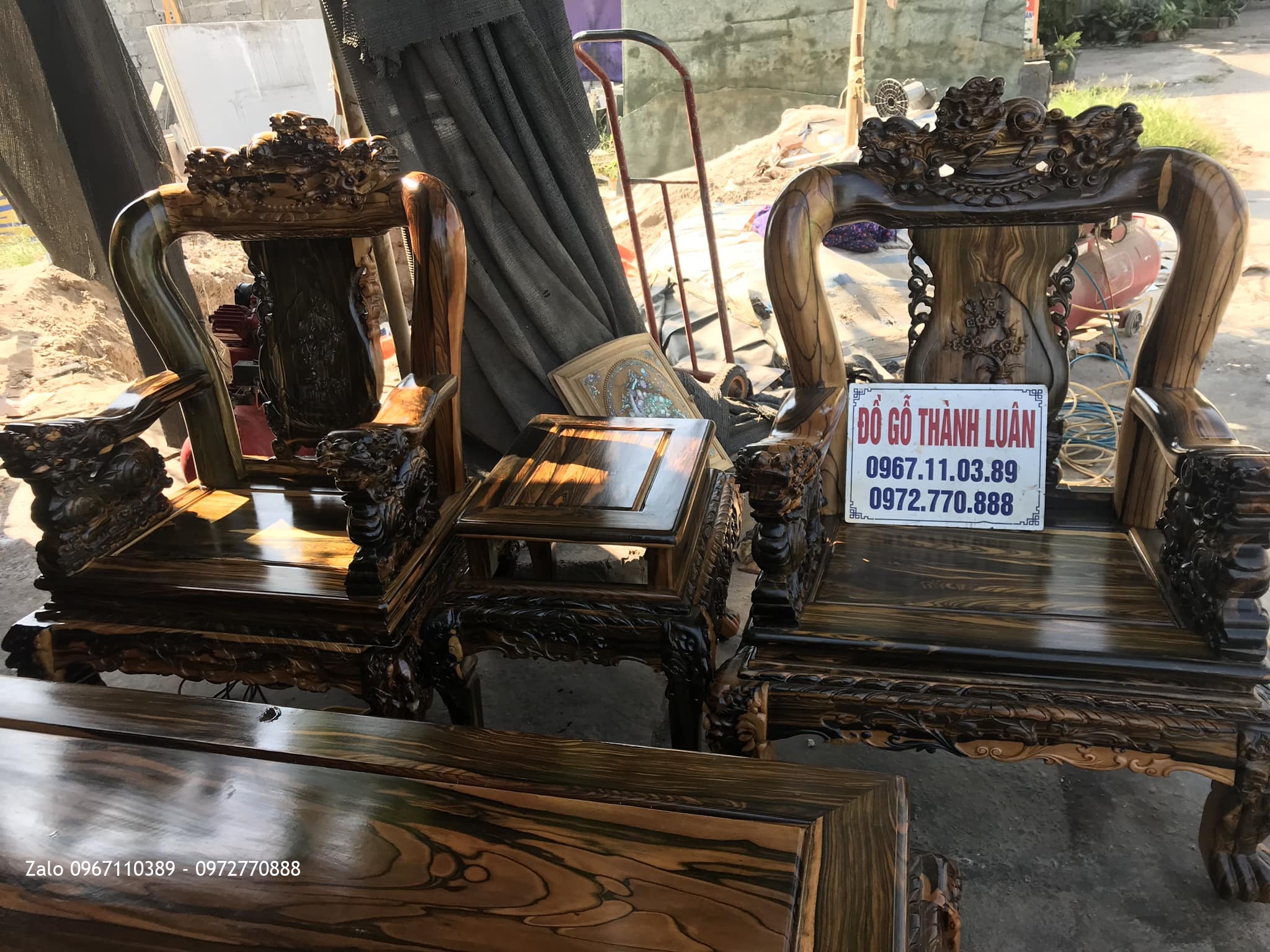 Bộ Bàn Ghế Minh Nghê Gỗ Mun, Kệ Tivi. Khách Hàng TPHCM..