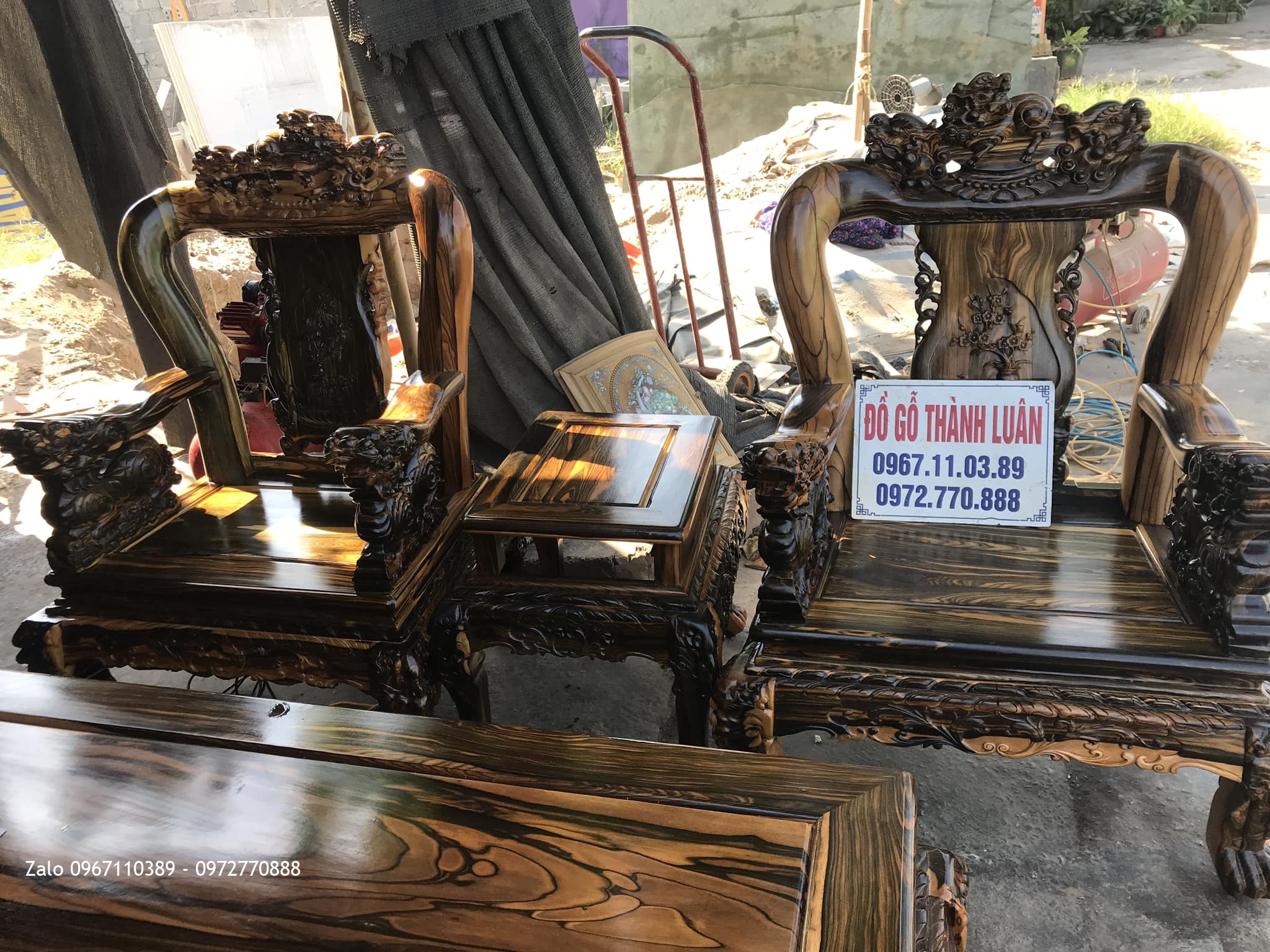 Bộ Bàn Ghế Minh Nghê Gỗ Mun, Kệ Tivi. Khách Hàng TPHCM..
