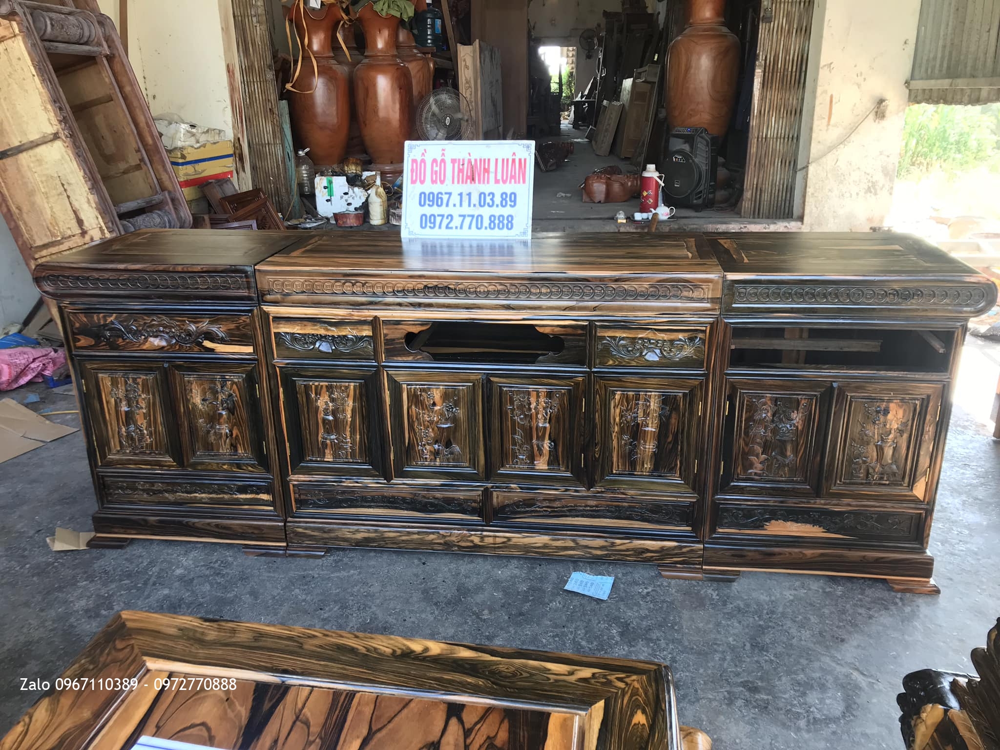 Bộ Bàn Ghế Minh Nghê Gỗ Mun, Kệ Tivi. Khách Hàng TPHCM: