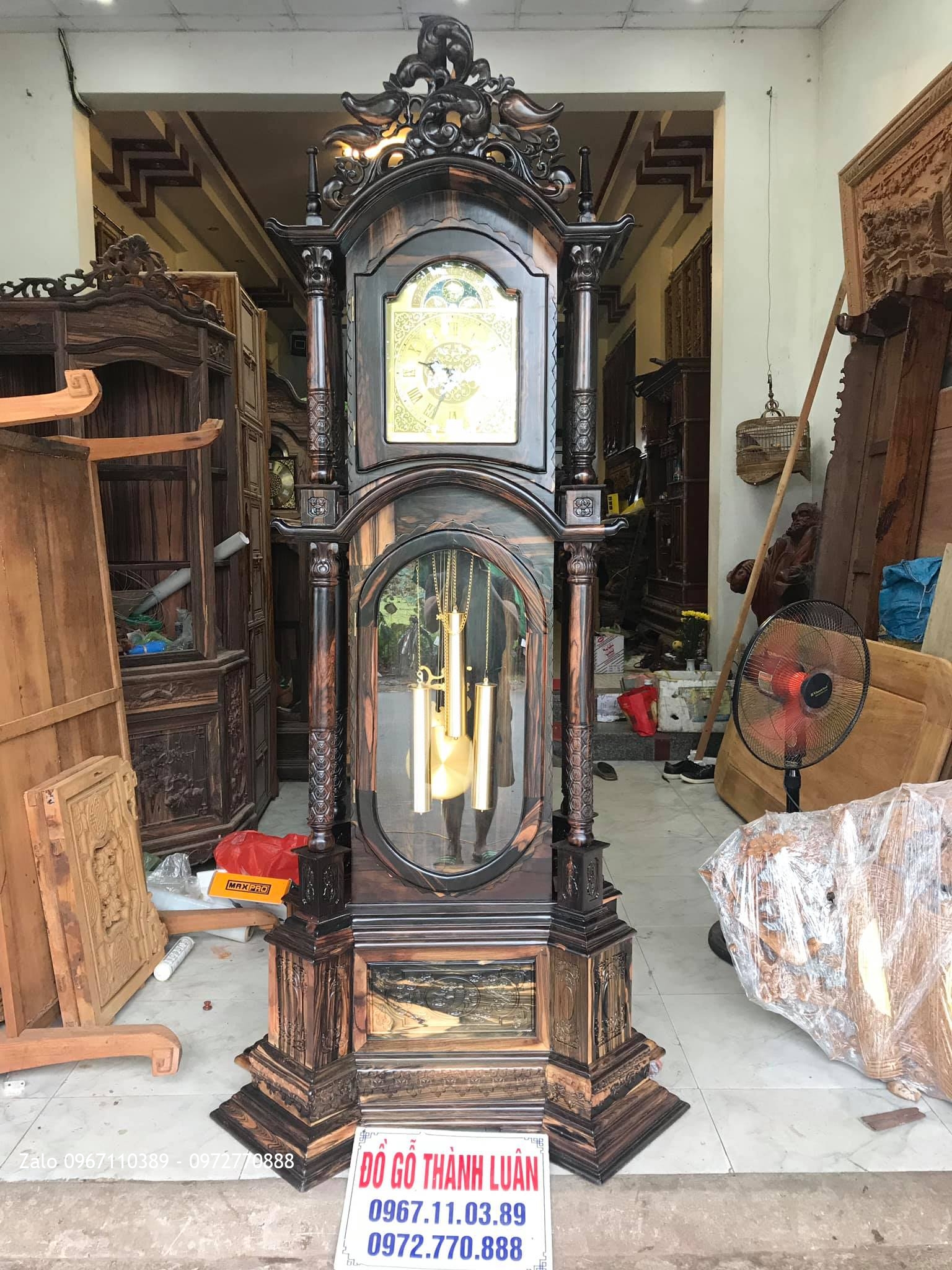Đồng Hồ 8 Cột Gỗ Mun Siêu Víp. Anh Chí Vũng Tàu
