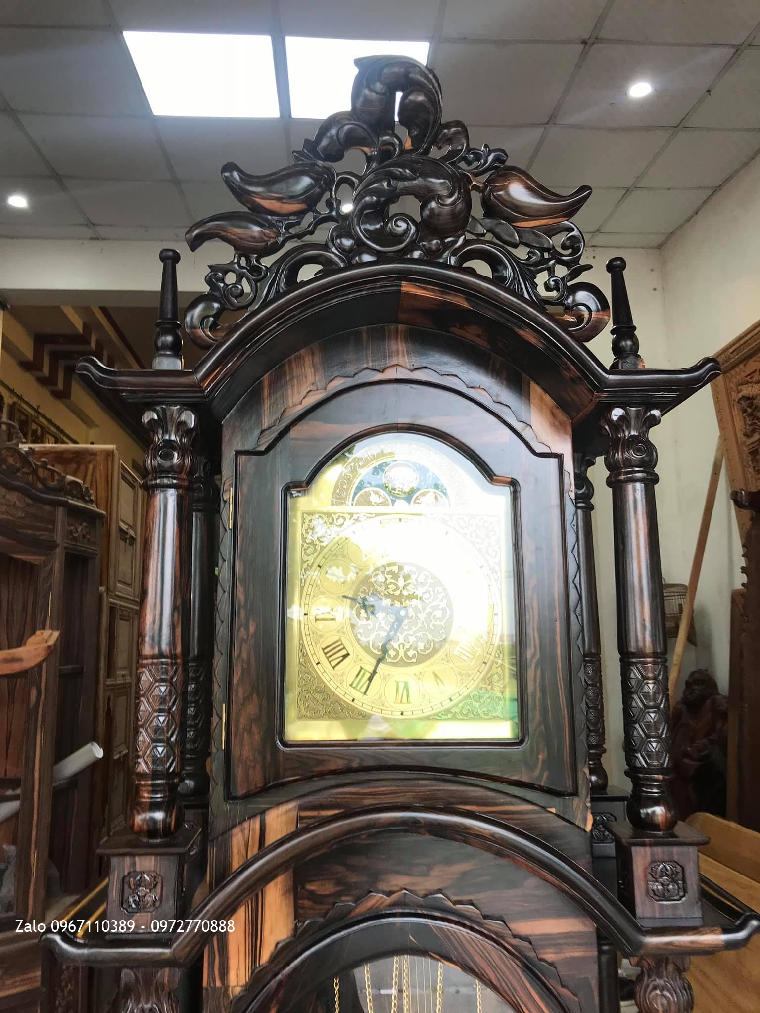 ồng Hồ 8 Cột Gỗ Mun Siêu Víp. Anh Chí Vũng Tàu.