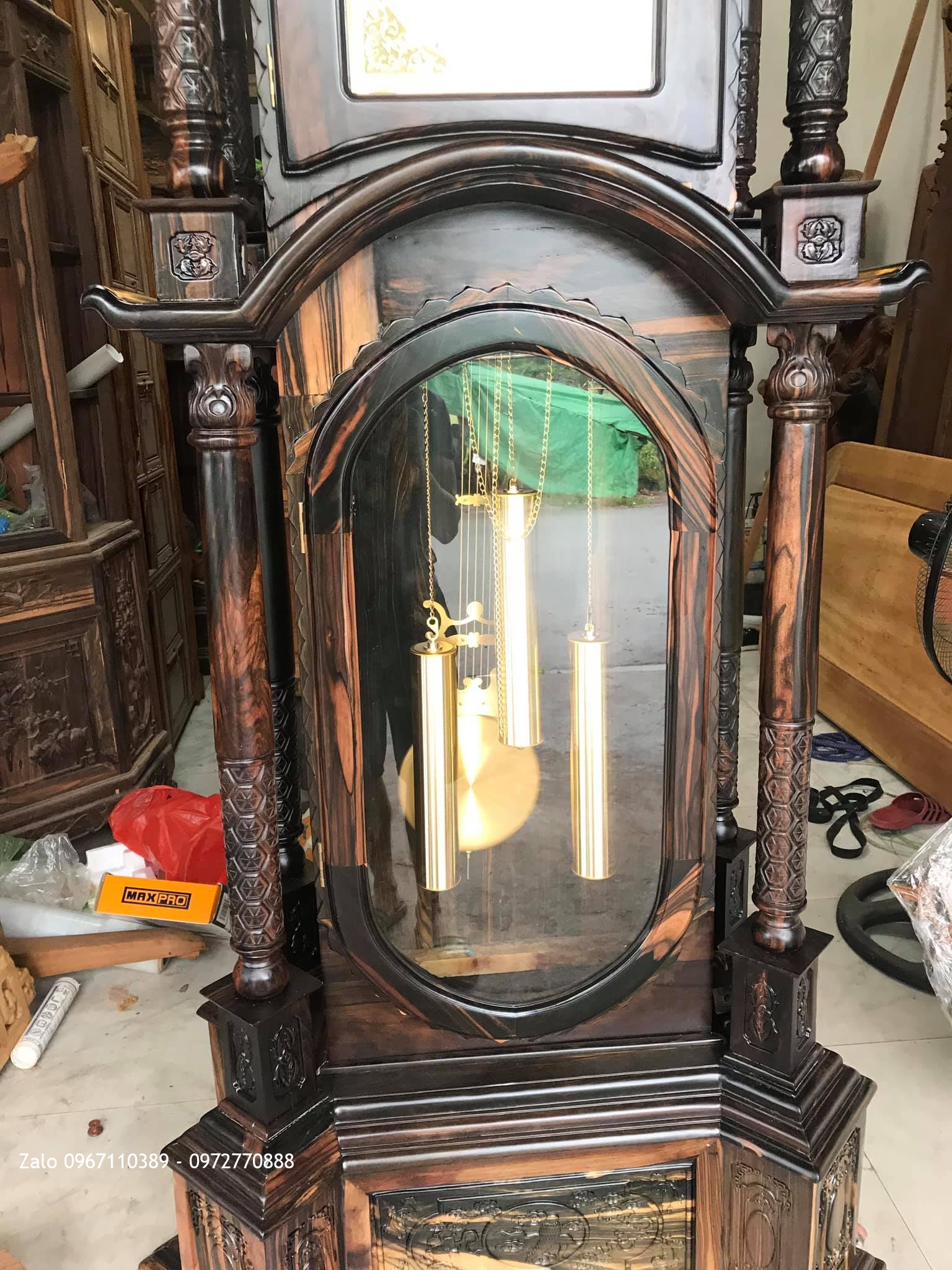 ồng Hồ 8 Cột Gỗ Mun Siêu Víp. Anh Chí Vũng Tàu.