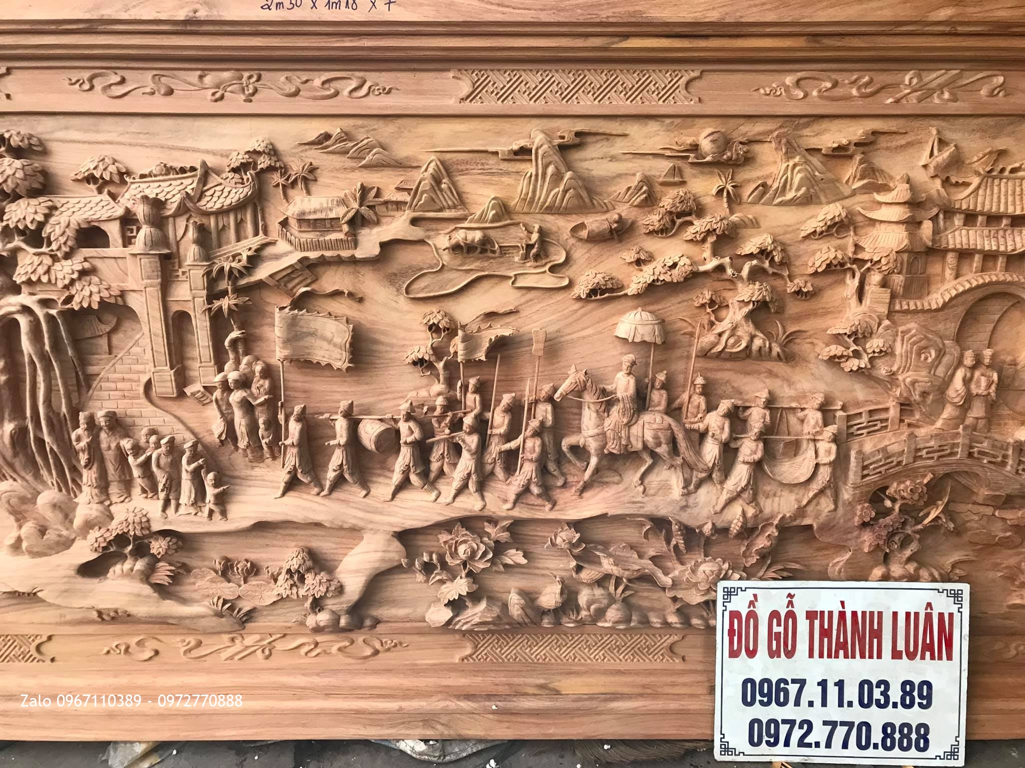 Tranh Vinh Quy Bái Tổ Gỗ Gõ Đỏ.