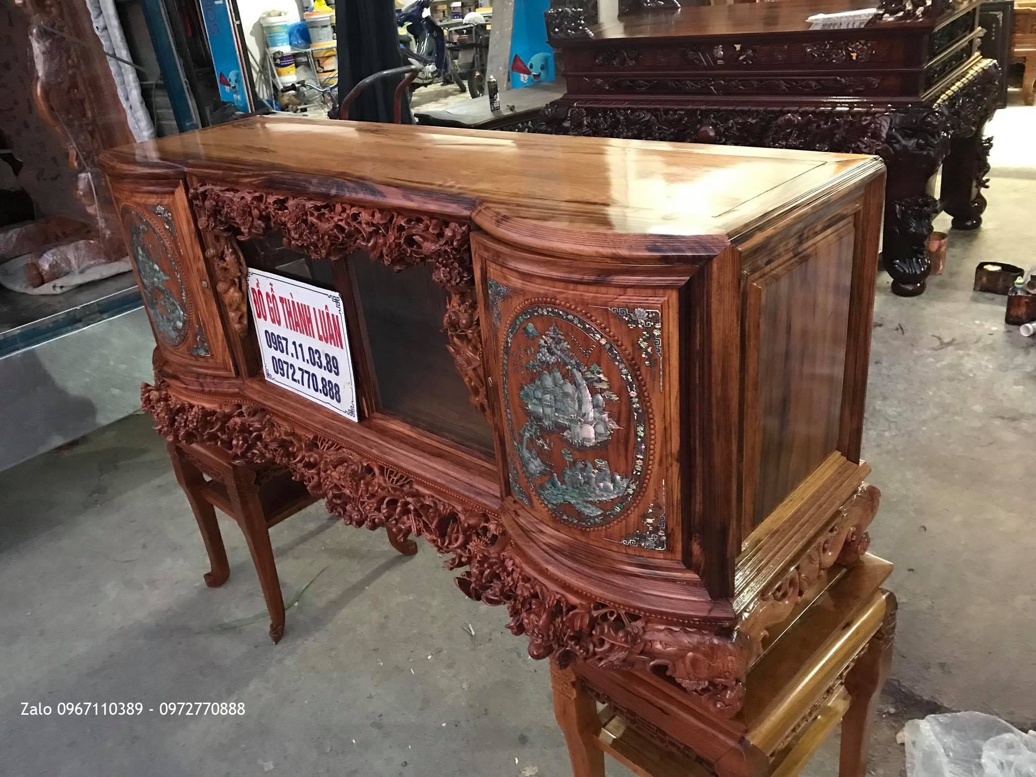 Tủ Chè Cánh Cong Gỗ Gụ Ta Quảng Bình Víp. Khách Hưng Yên