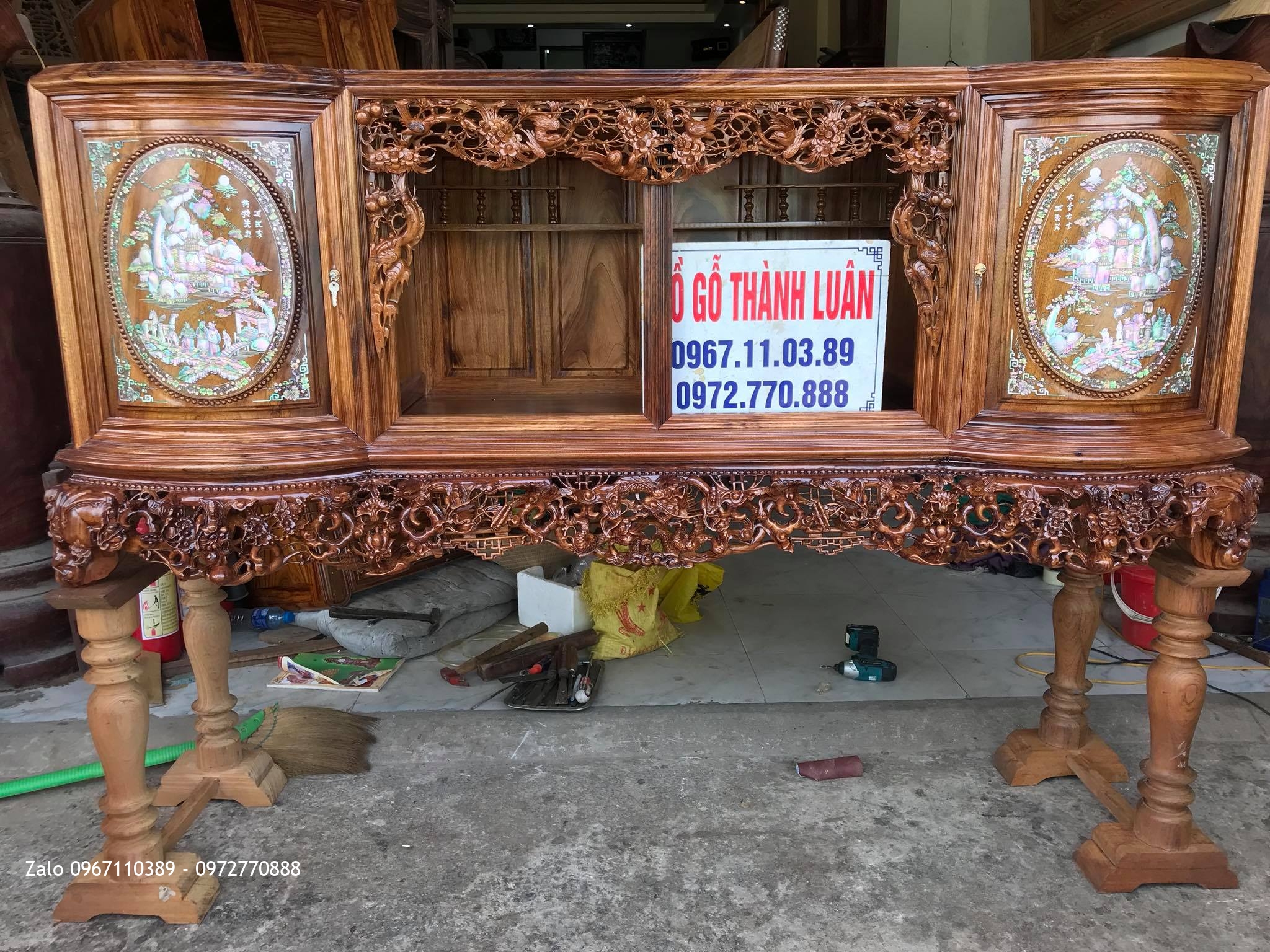 Tủ Chè Gỗ Gụ Ta Quảng Bình Víp. Bệ Bát Tiên, Lèo Mai Điểu. Khách Hưng Yên