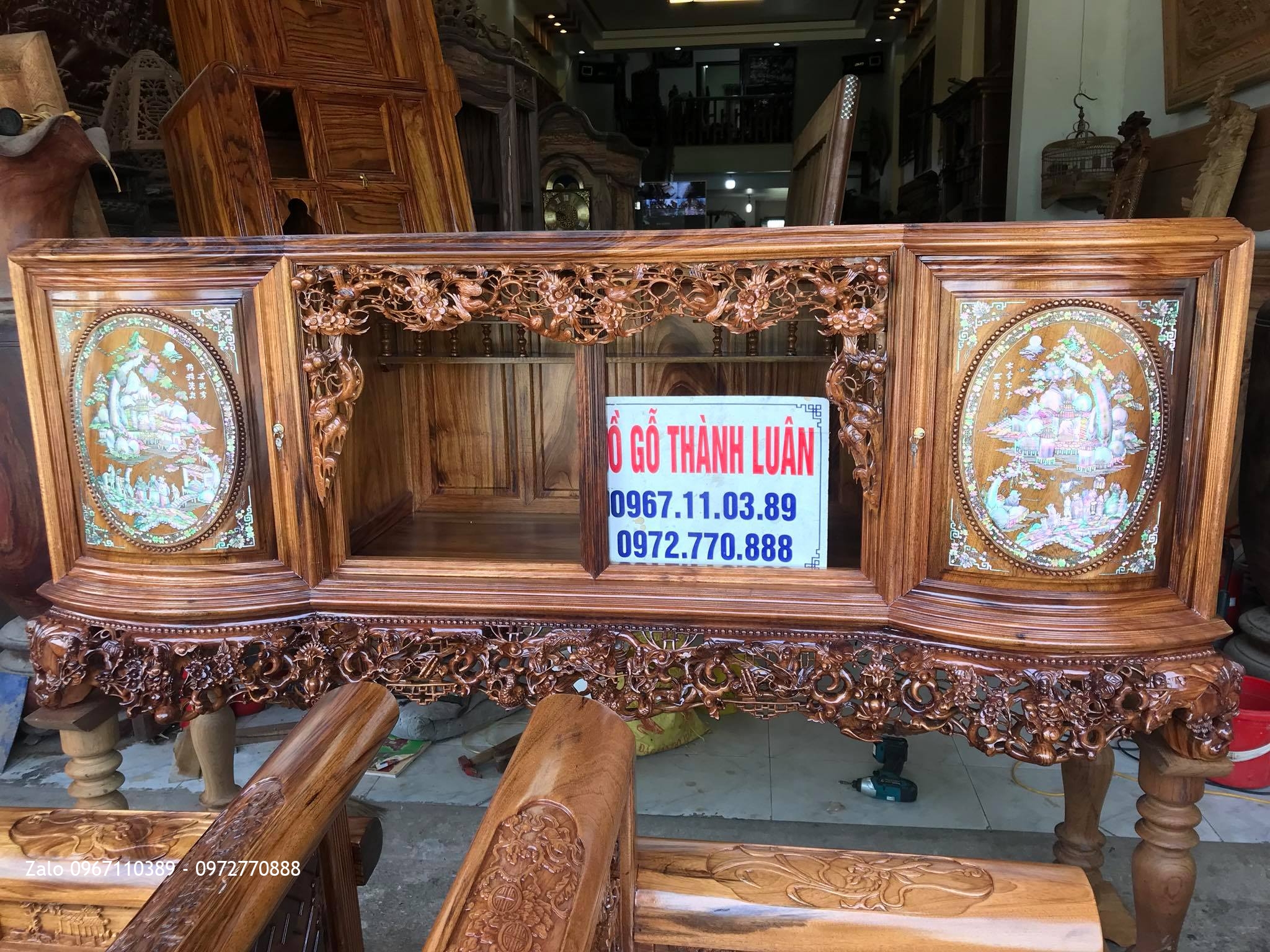 Tủ Chè Gỗ Gụ Ta Quảng Bình Víp. Bệ Bát Tiên, Lèo Mai Điểu. Khách Hưng Yên,